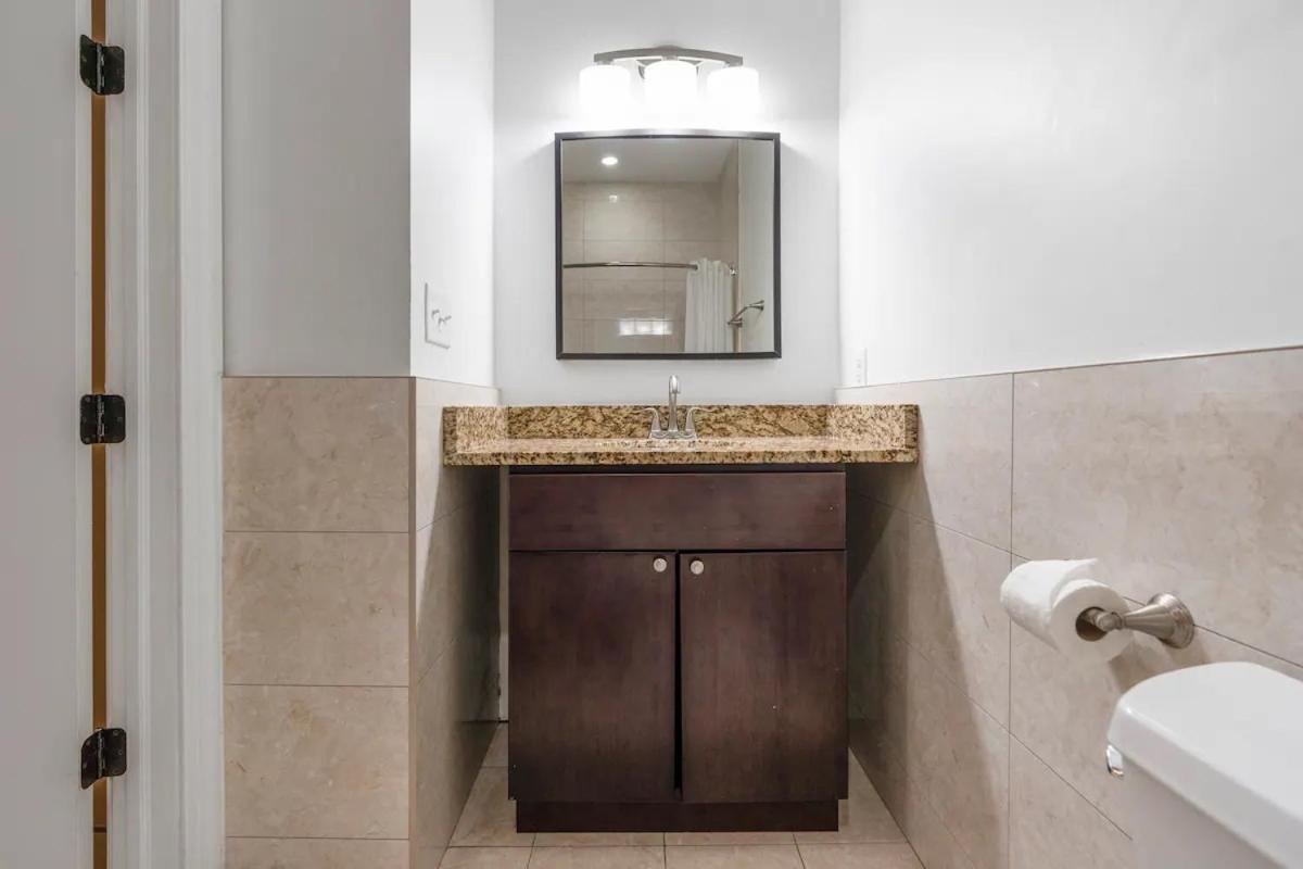 Two-Bedroom Deluxe Apartment