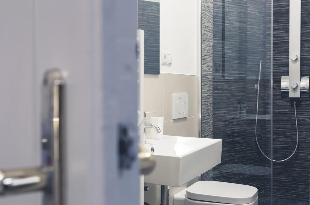 Camera Familiare Superior con Bagno Privato Esterno