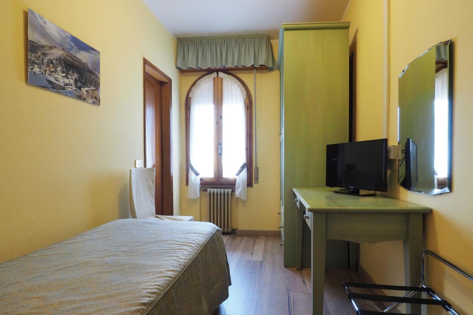 Camera Singola con Bagno Privato