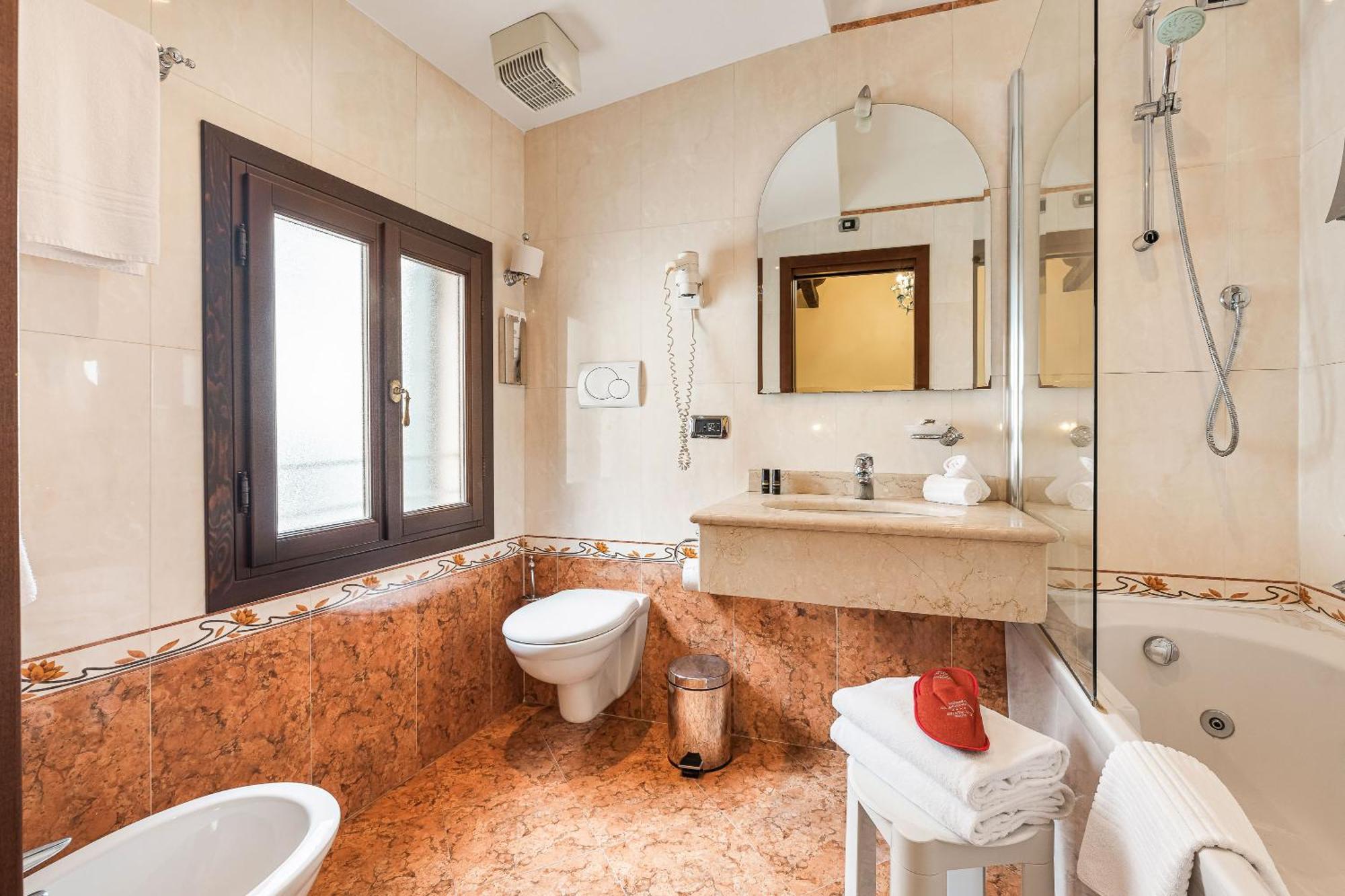 Quarto Triplo Clássico
