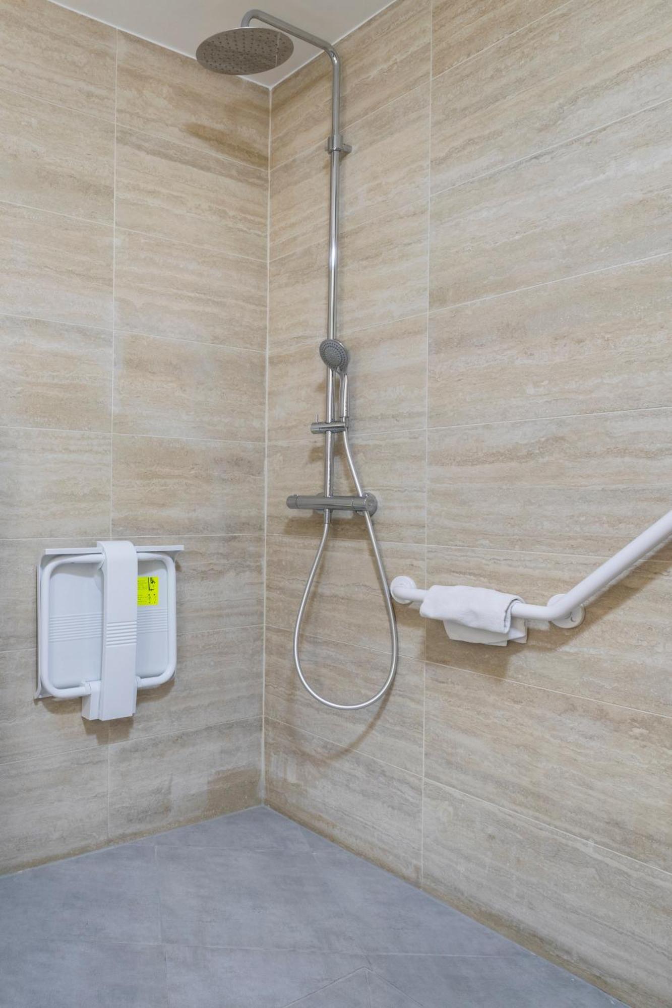 Studio avec Alcôve, Climatisation et Terrasse (5 Personnes) - Rez-de-Chaussée