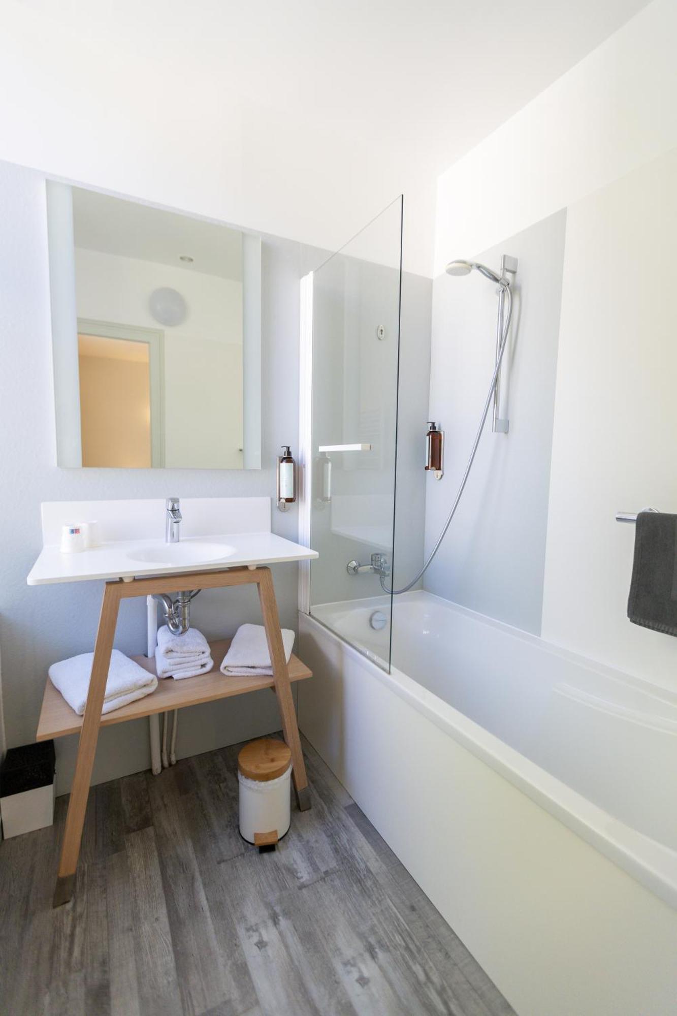 Chambre Familiale avec Salle de Bains Privative