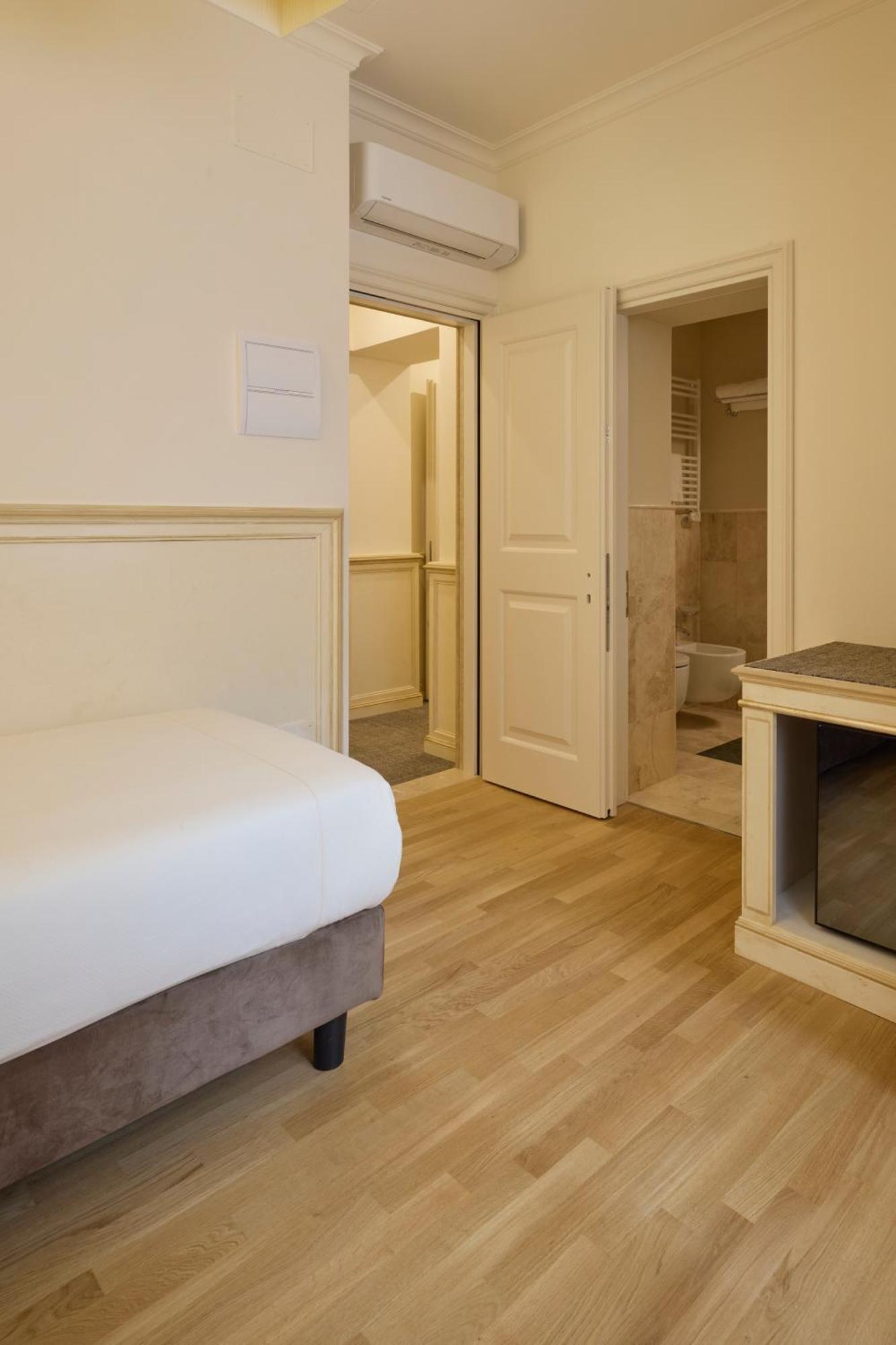 Standard Single Room in Dependence,1598402554:JPEG