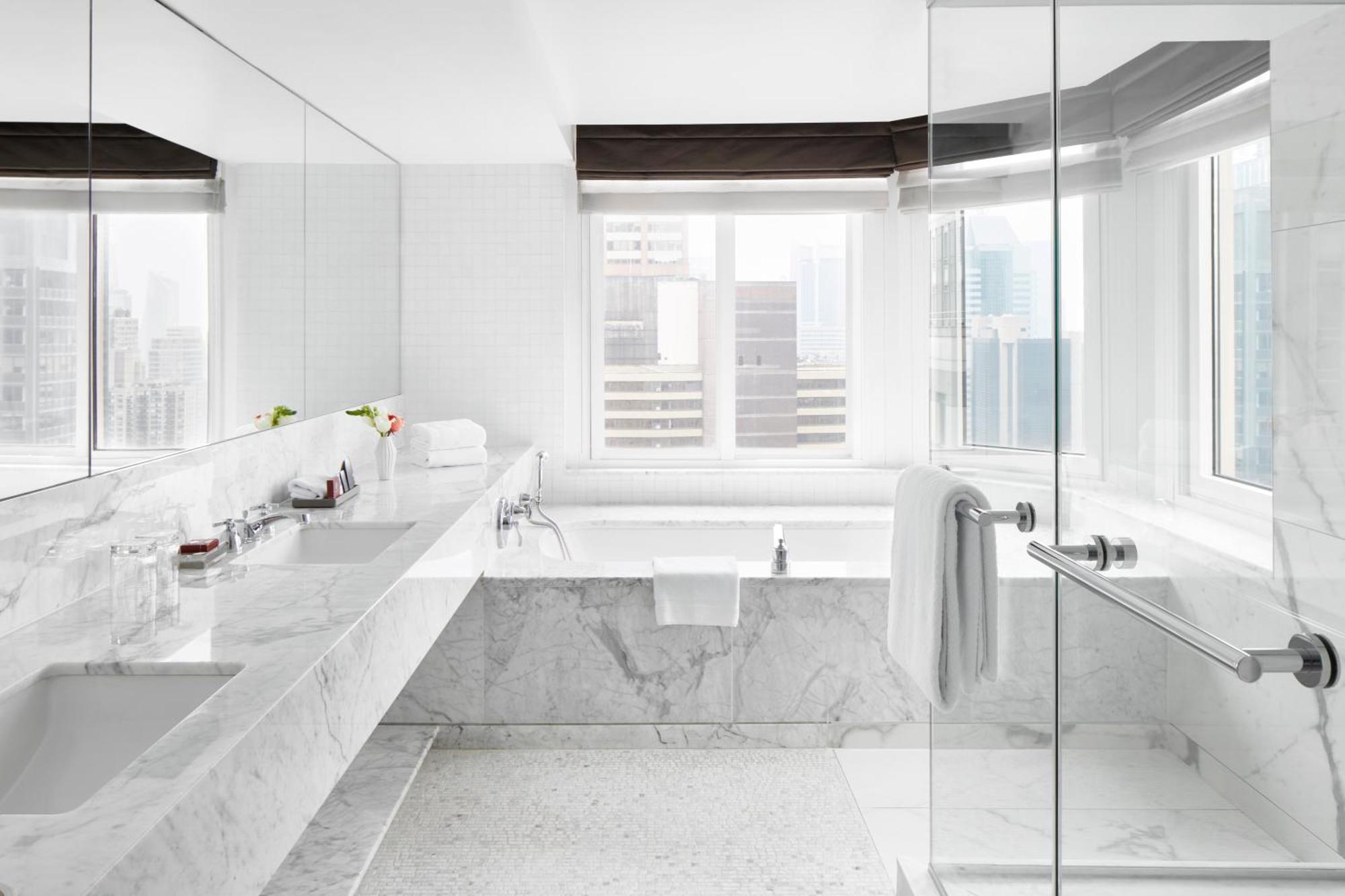 One-Bedroom King Suite with Park View,1594698763:JPEG