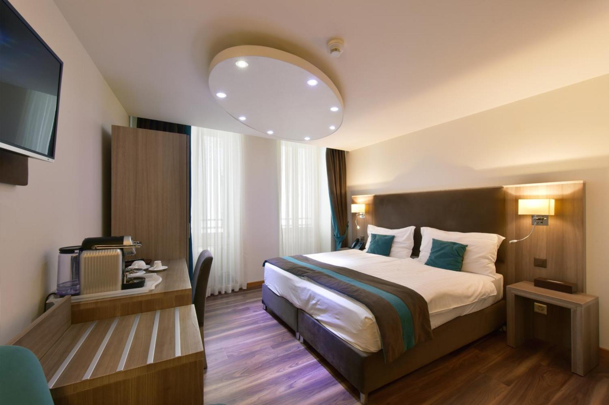 Dreibettzimmer