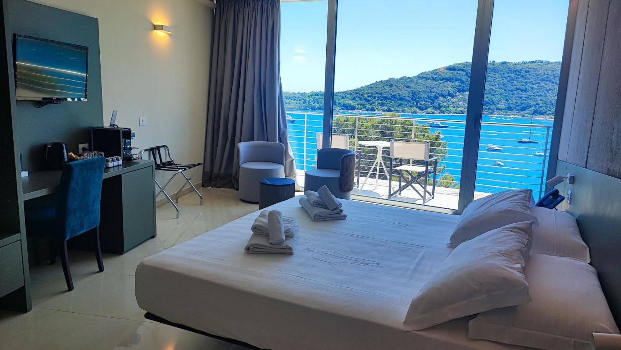 Junior Suite con Balcone e Vista Mare