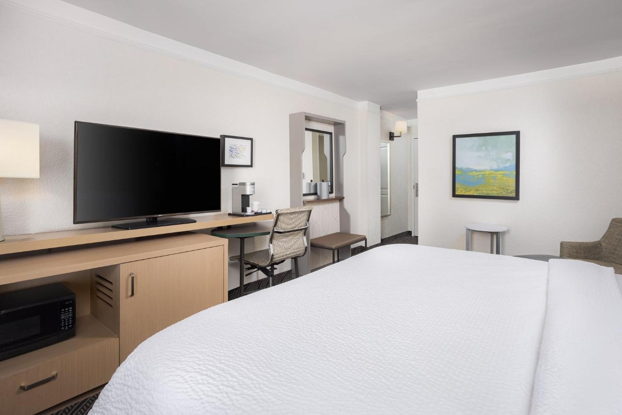 King Bed Premium Room with Balcony
