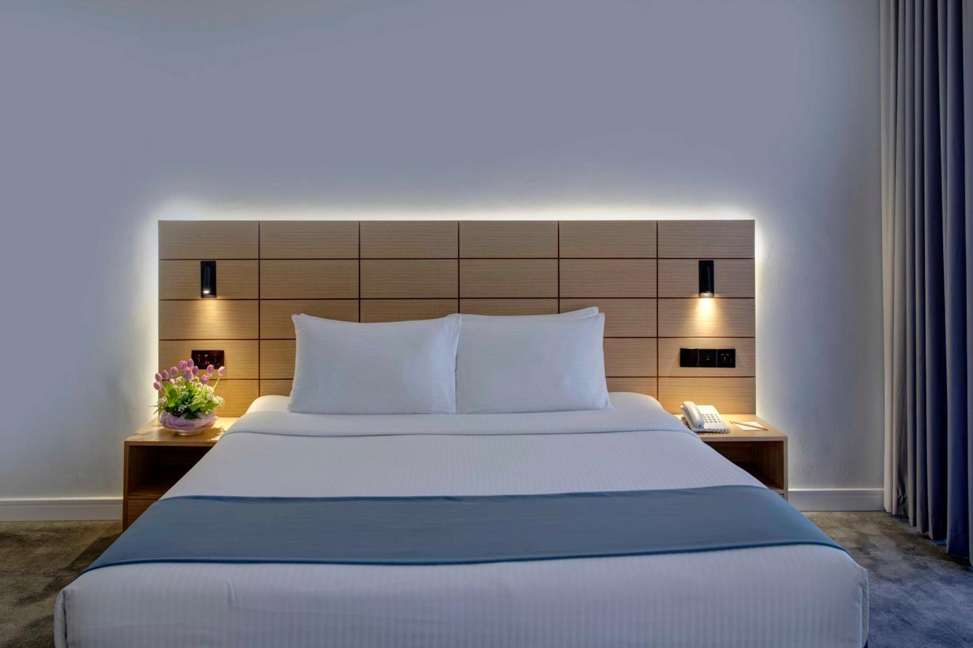 Deluxe Double or Twin Room,1604072722:JPEG