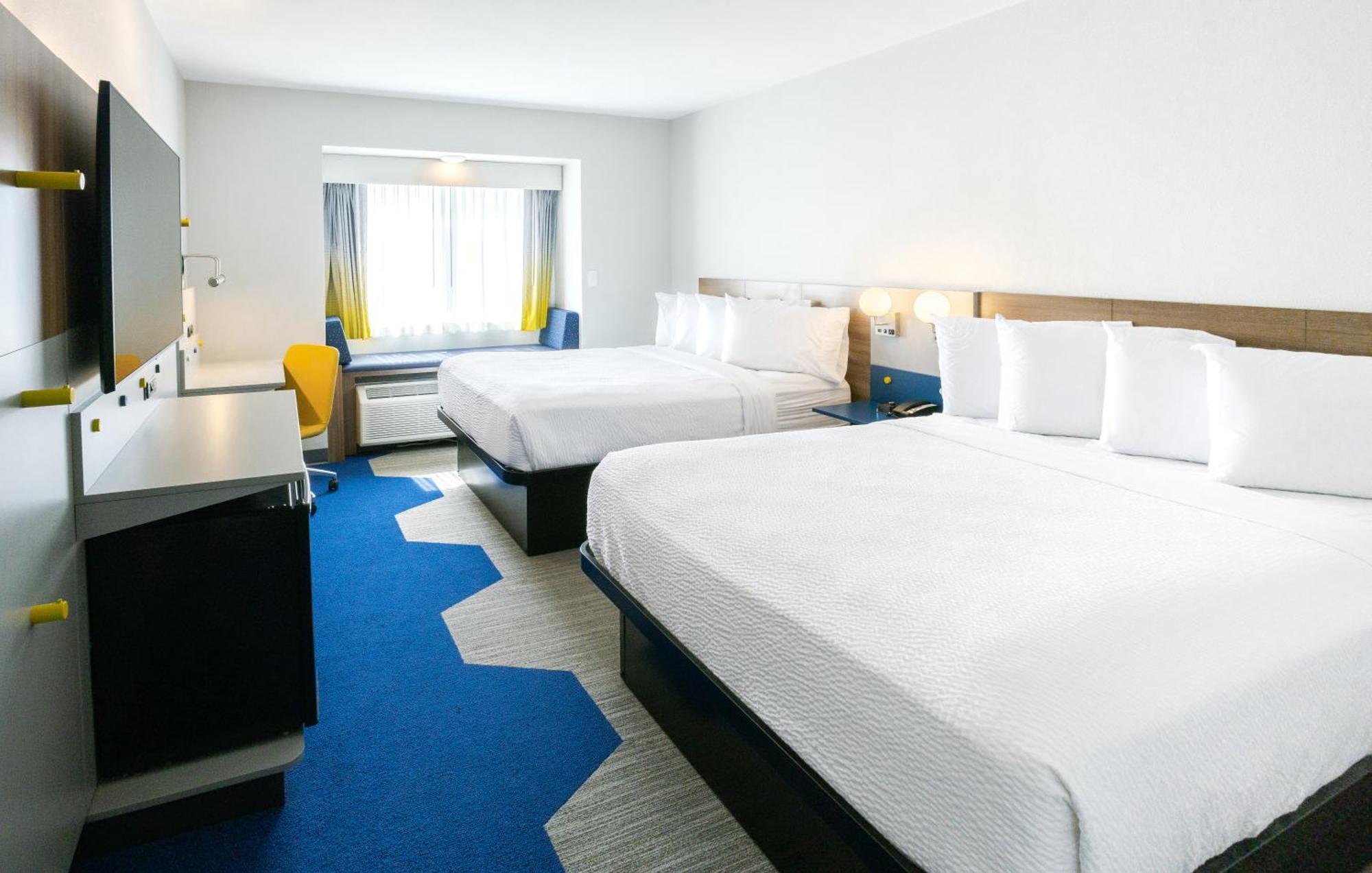 Queen Room with Two Queen Beds - Non-Smoking