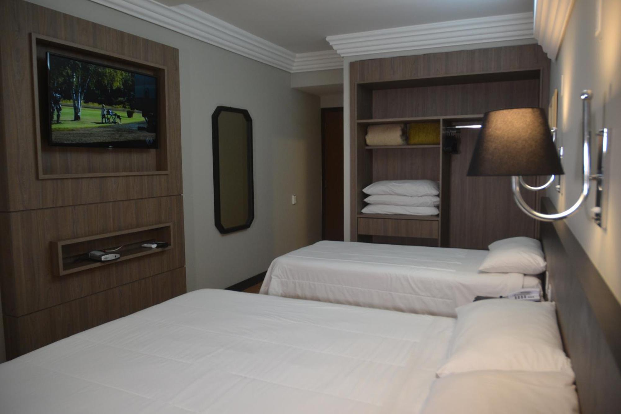 Quarto Triplo Luxo