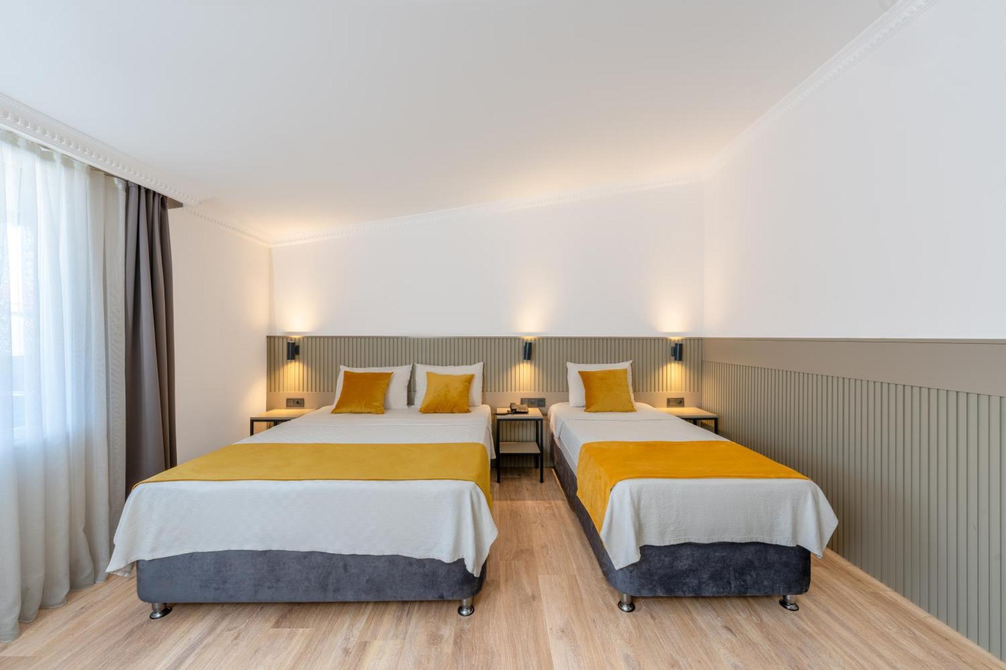 Familienzimmer mit Balkon
