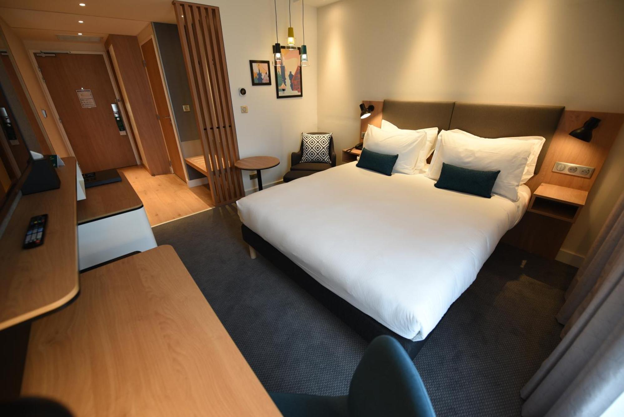Standaard Kamer met Queensize Bed en Slaapbank - Rookvrij
