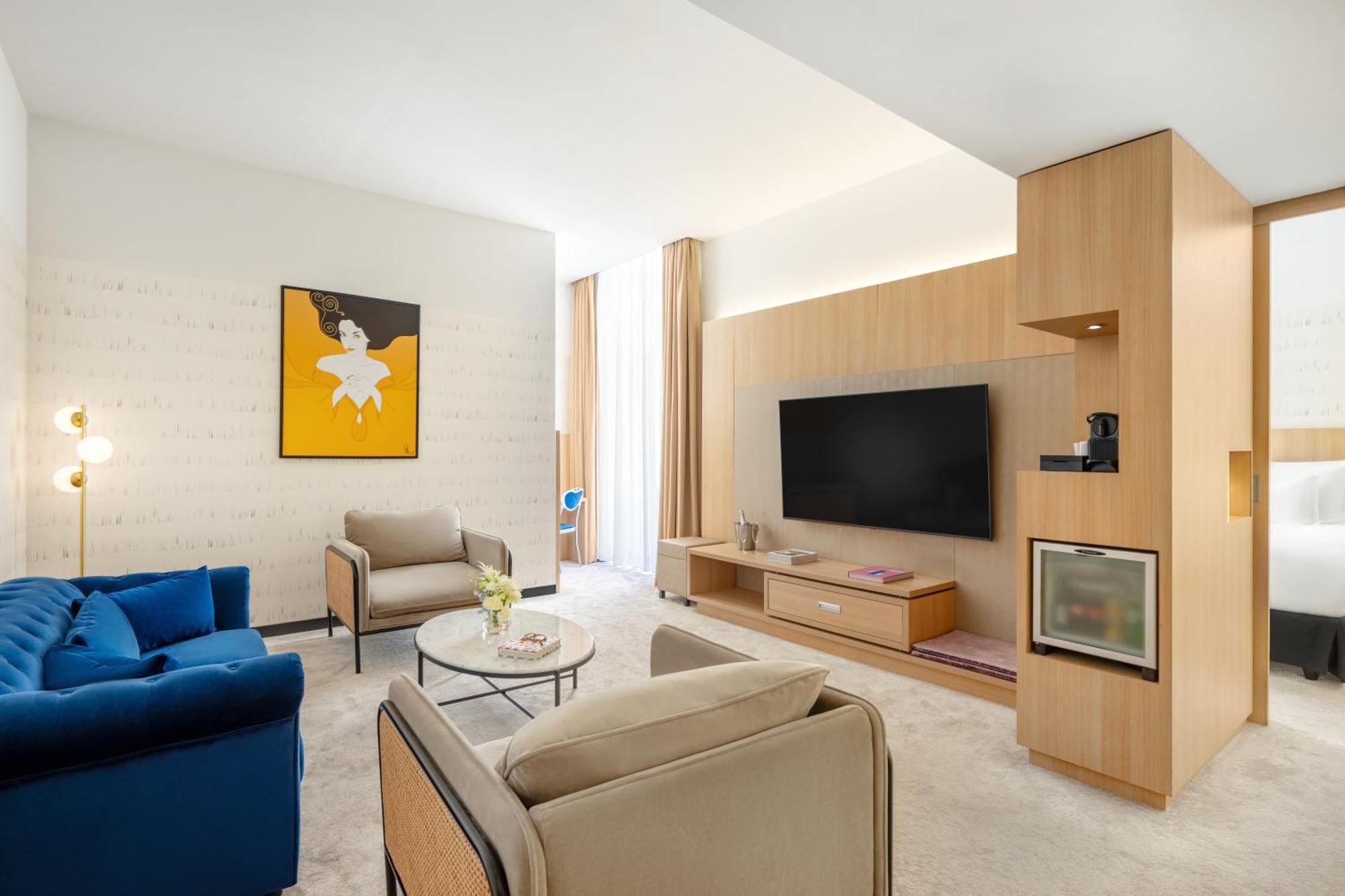 Suite met 1 Kingsize Bed en Slaapbank