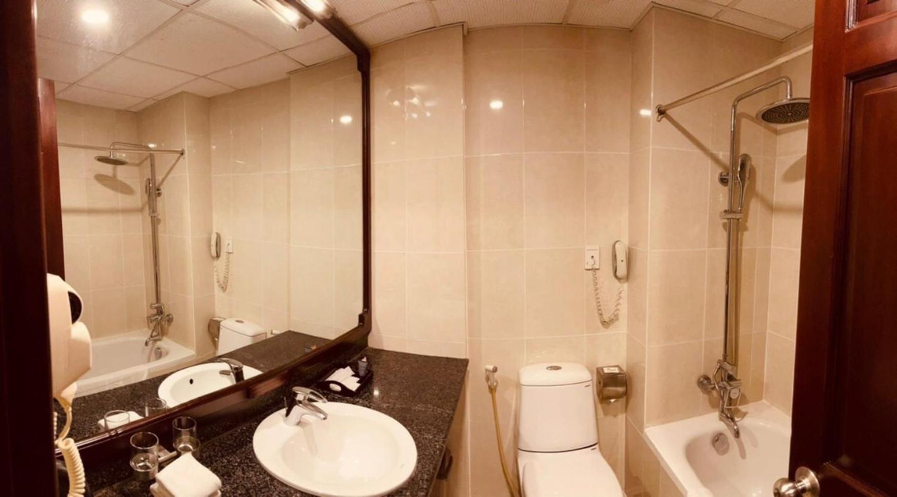 Deluxe Tweepersoonskamer met 1 of 2 Bedden en Uitzicht op de Stad