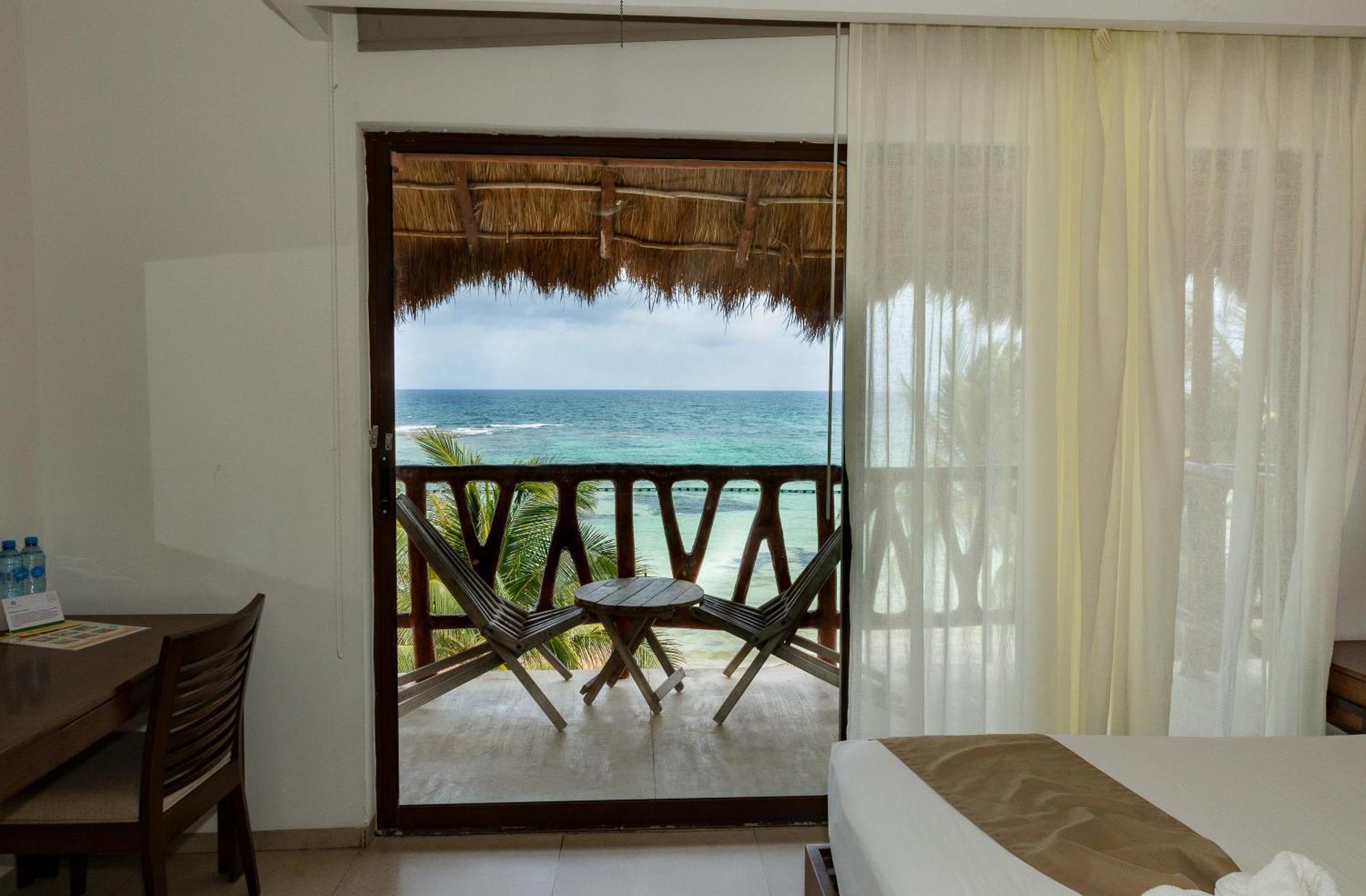 Sea View With Queen Bed