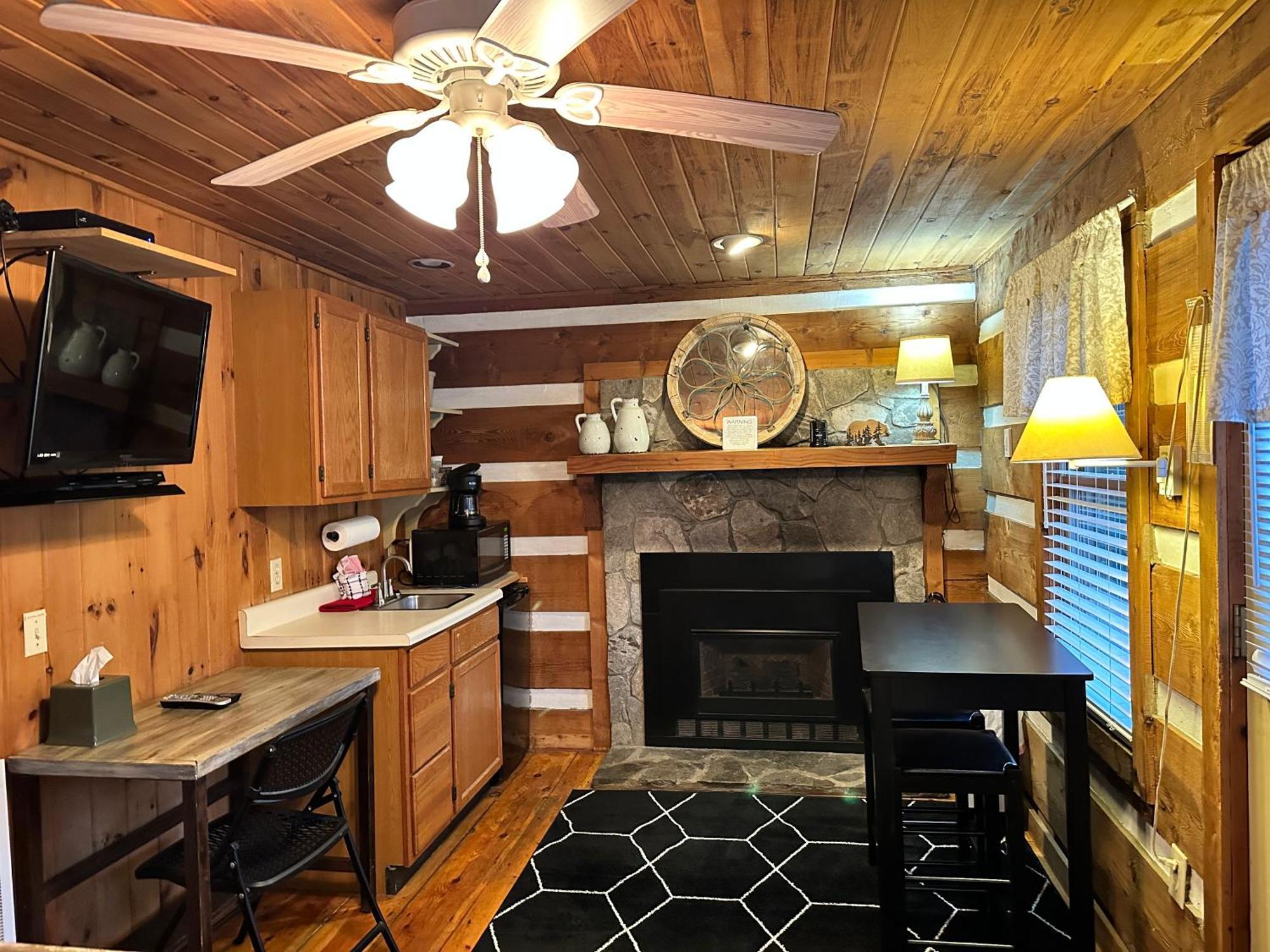 One-Bedroom Cottage