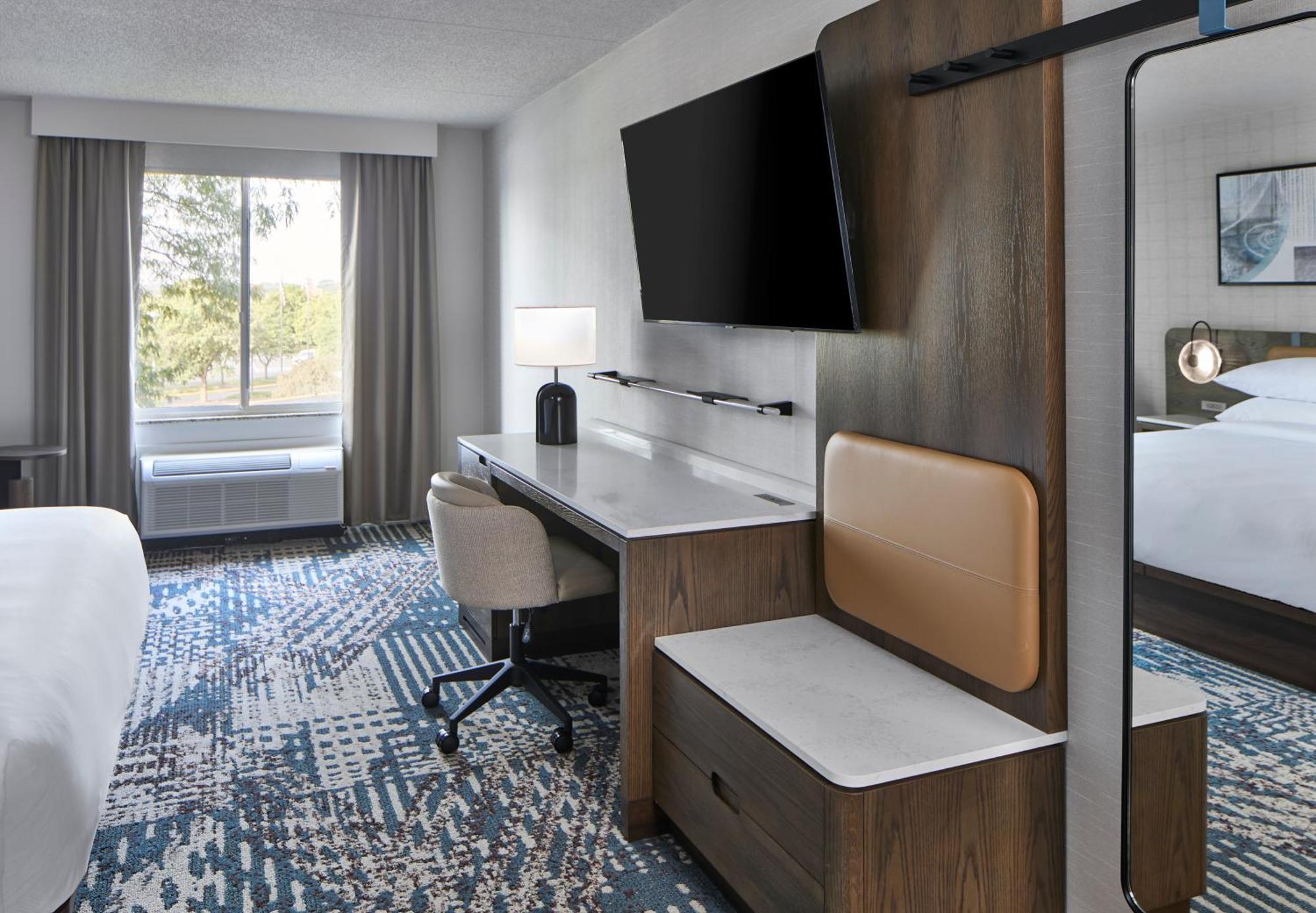 Standard King Room