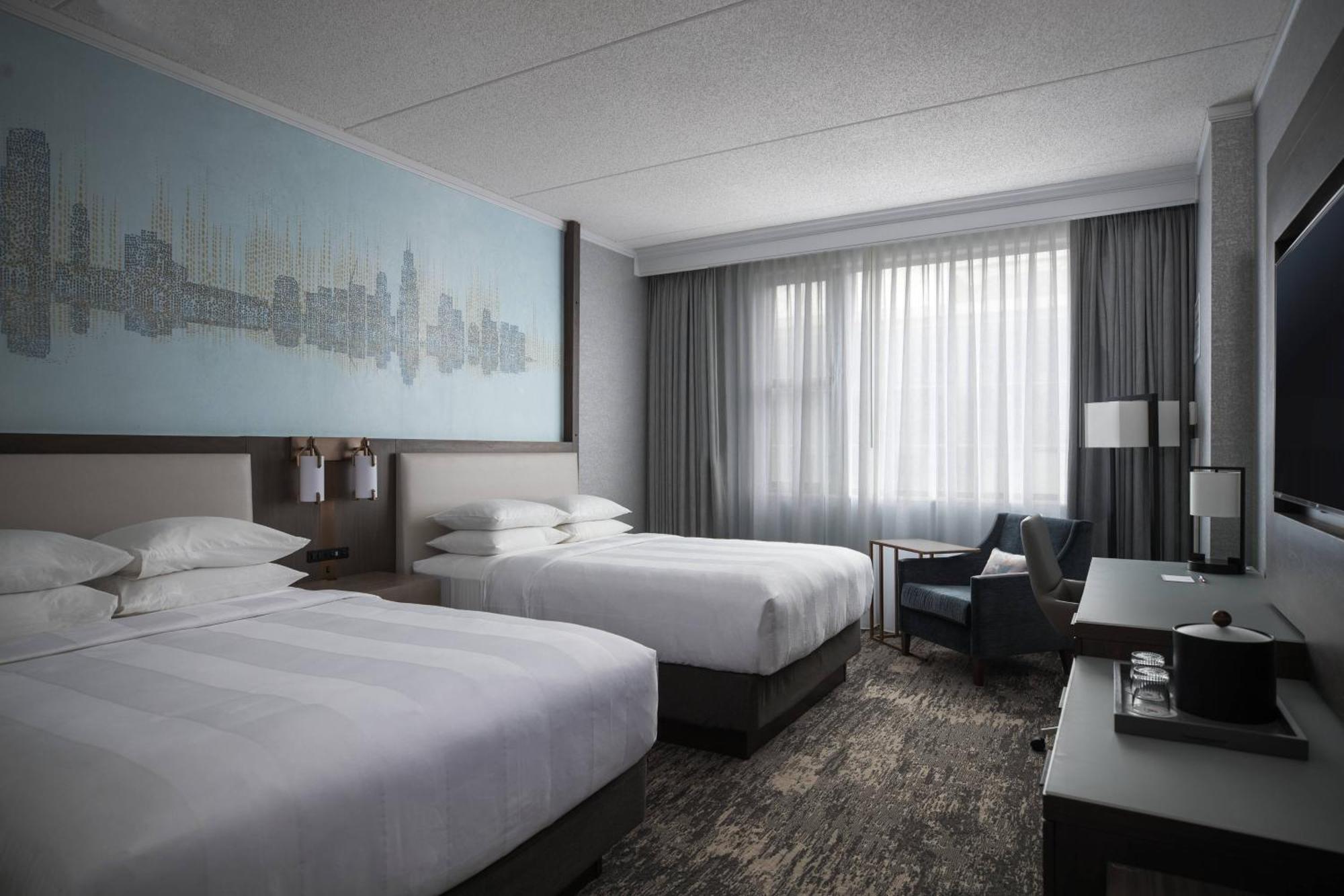 Deluxe Room with One King and One Queen Bed