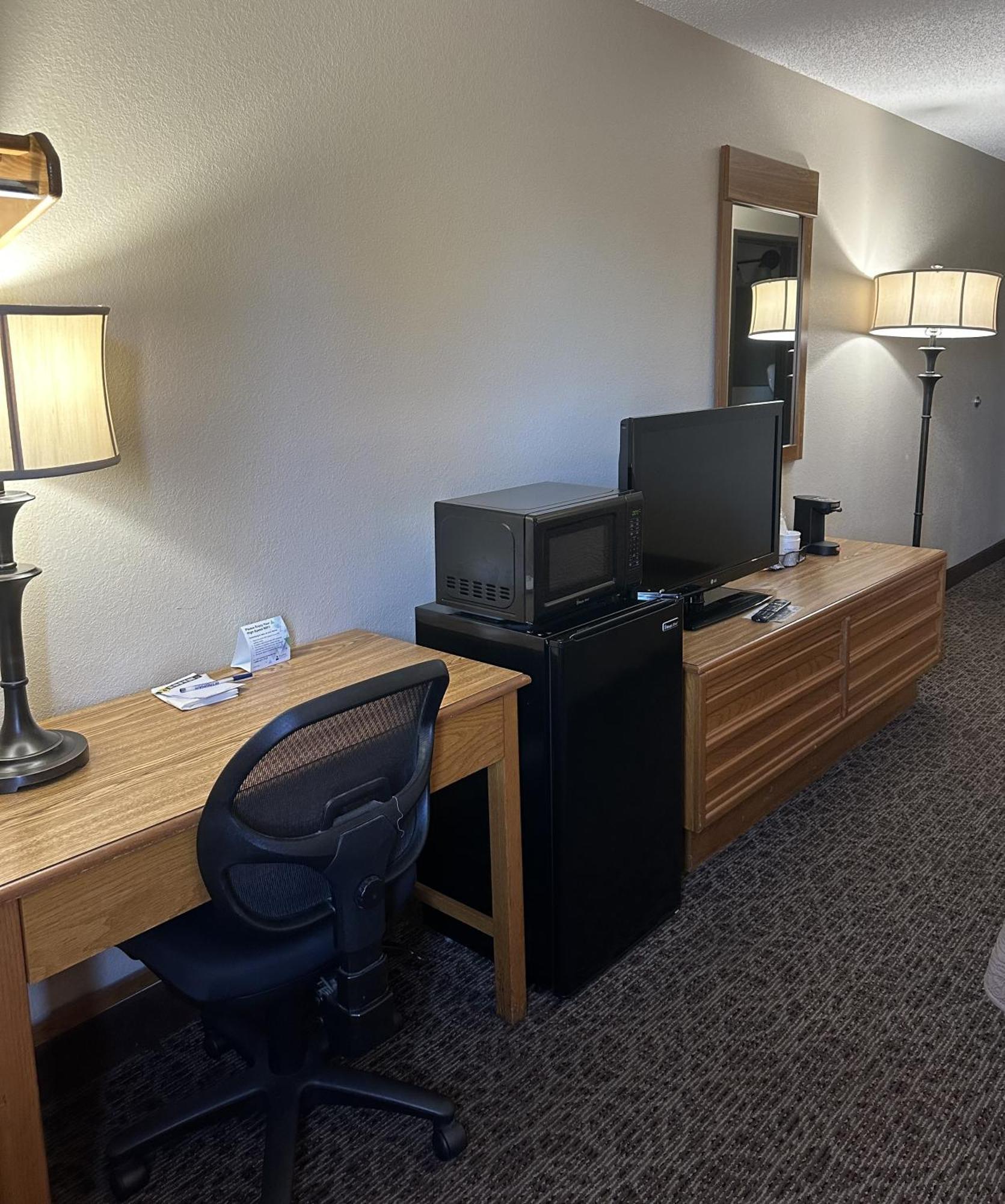 King Room - Non-Smoking