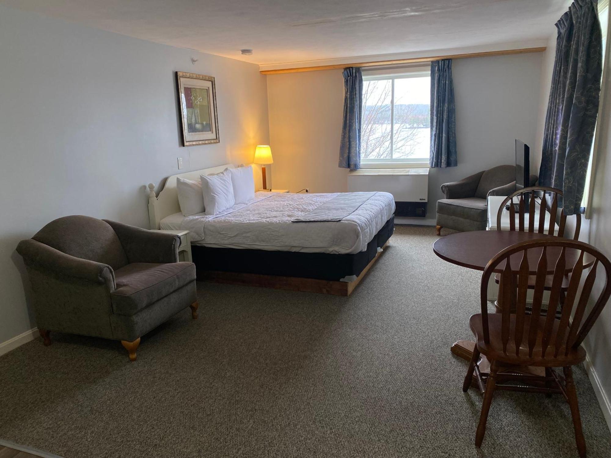 King Room with Lake View