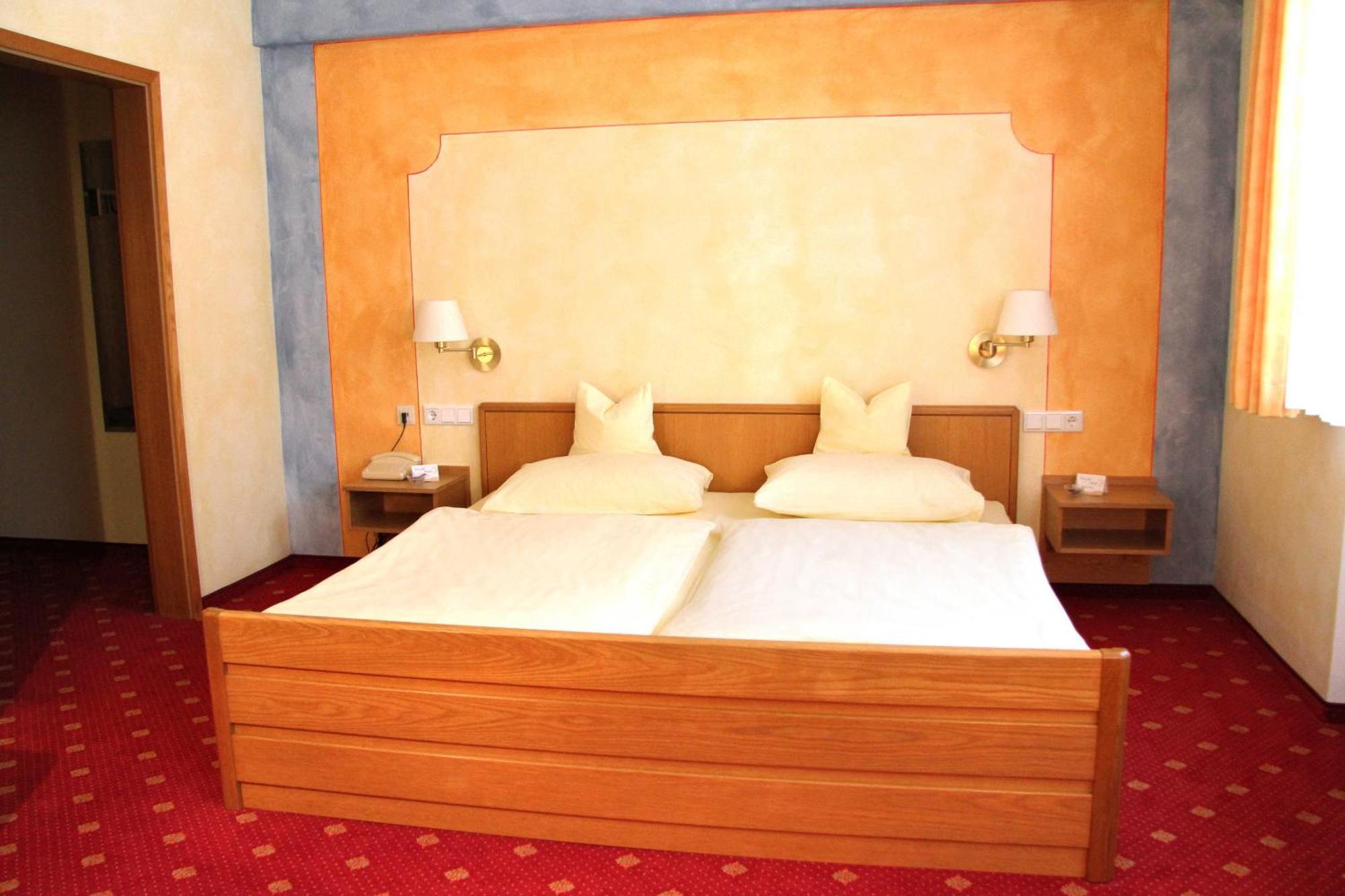 Doppelzimmer mit eigenem Bad