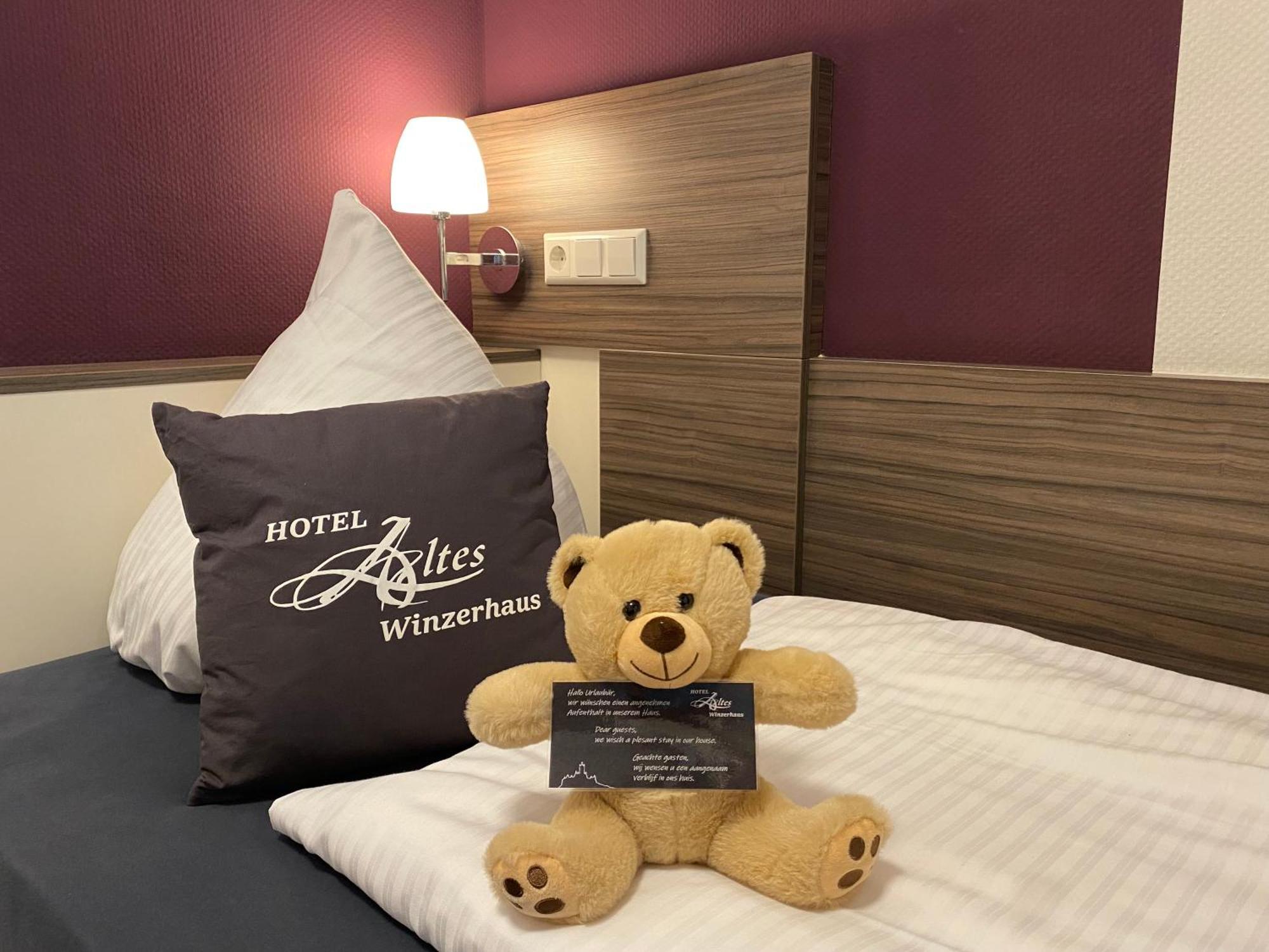 Vierbettzimmer mit Balkon sowie Mosel- und Schlossblick