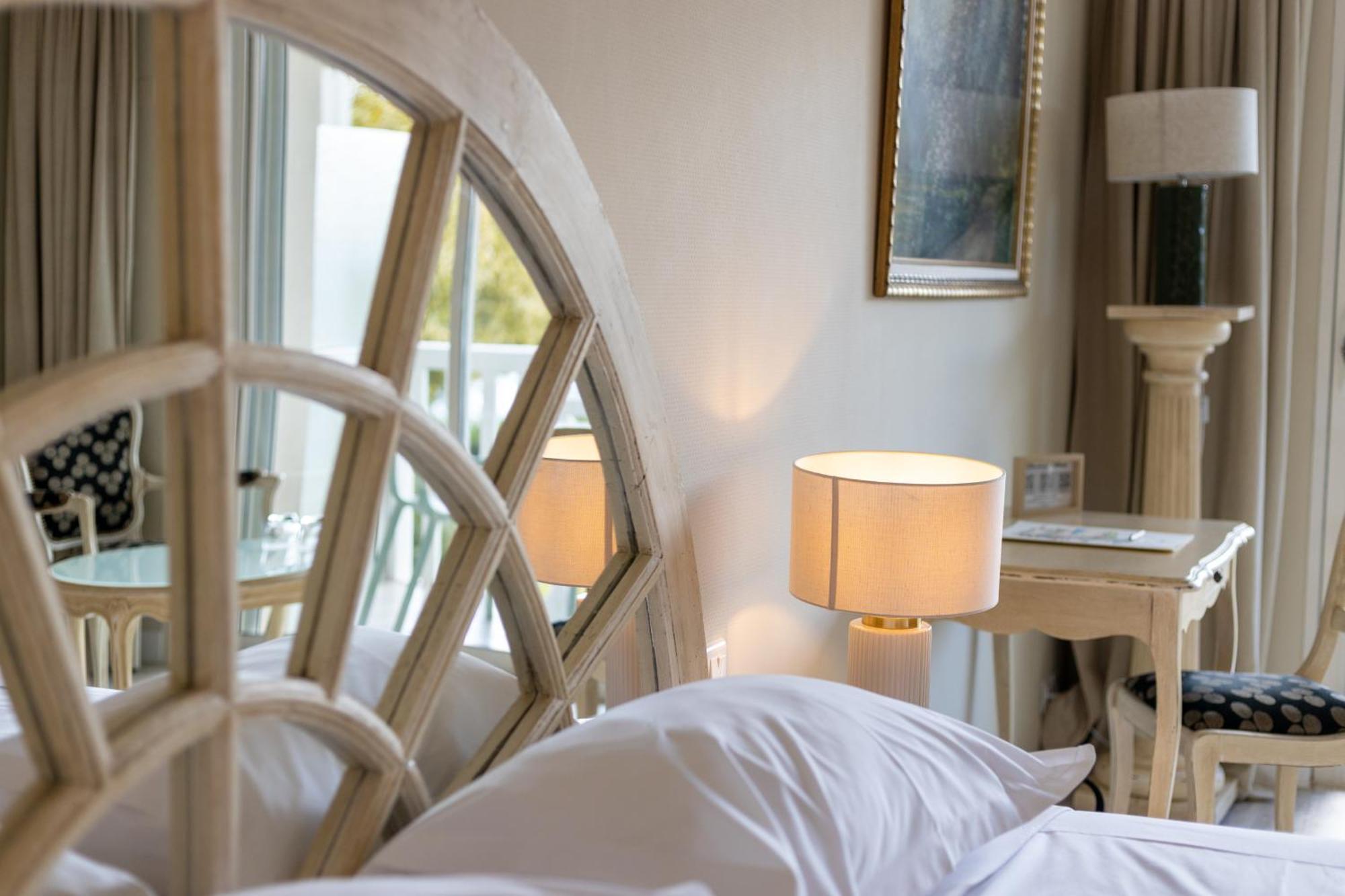 Chambre Double de Luxe avec Balcon - Vue sur Rivière