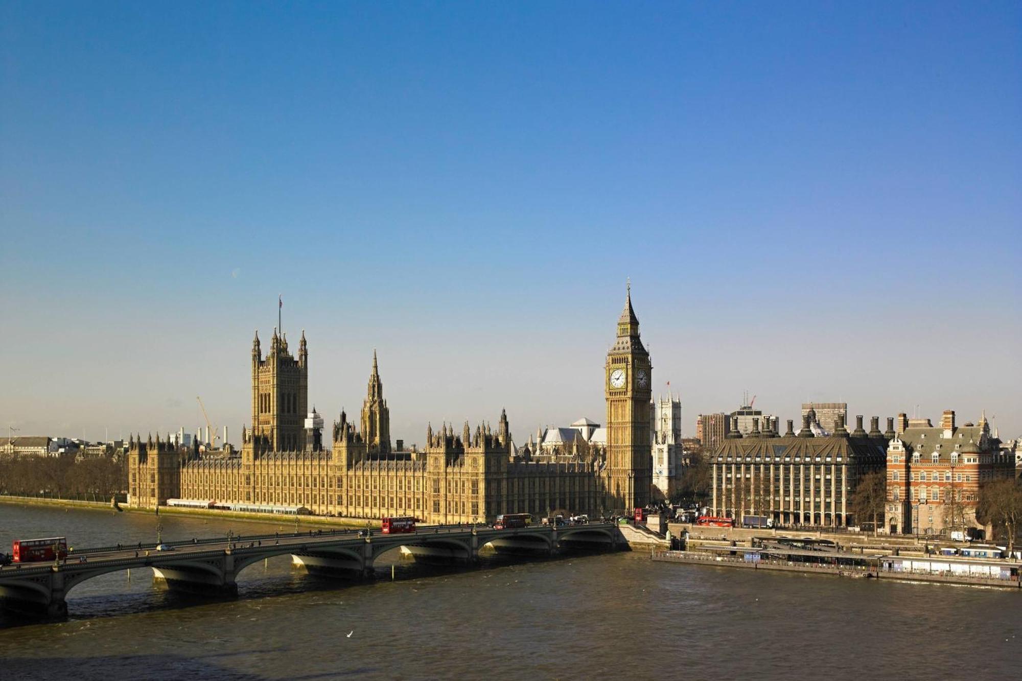 Chambre Supérieure Lit King-Size - Vue sur Big Ben