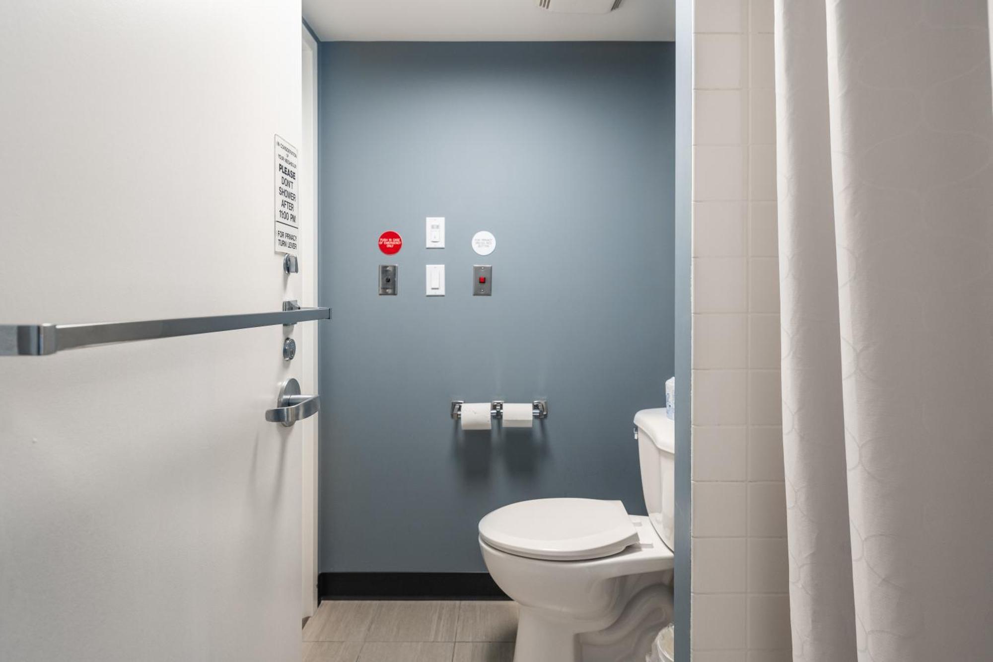 Doppelzimmer mit Gemeinschaftsbad