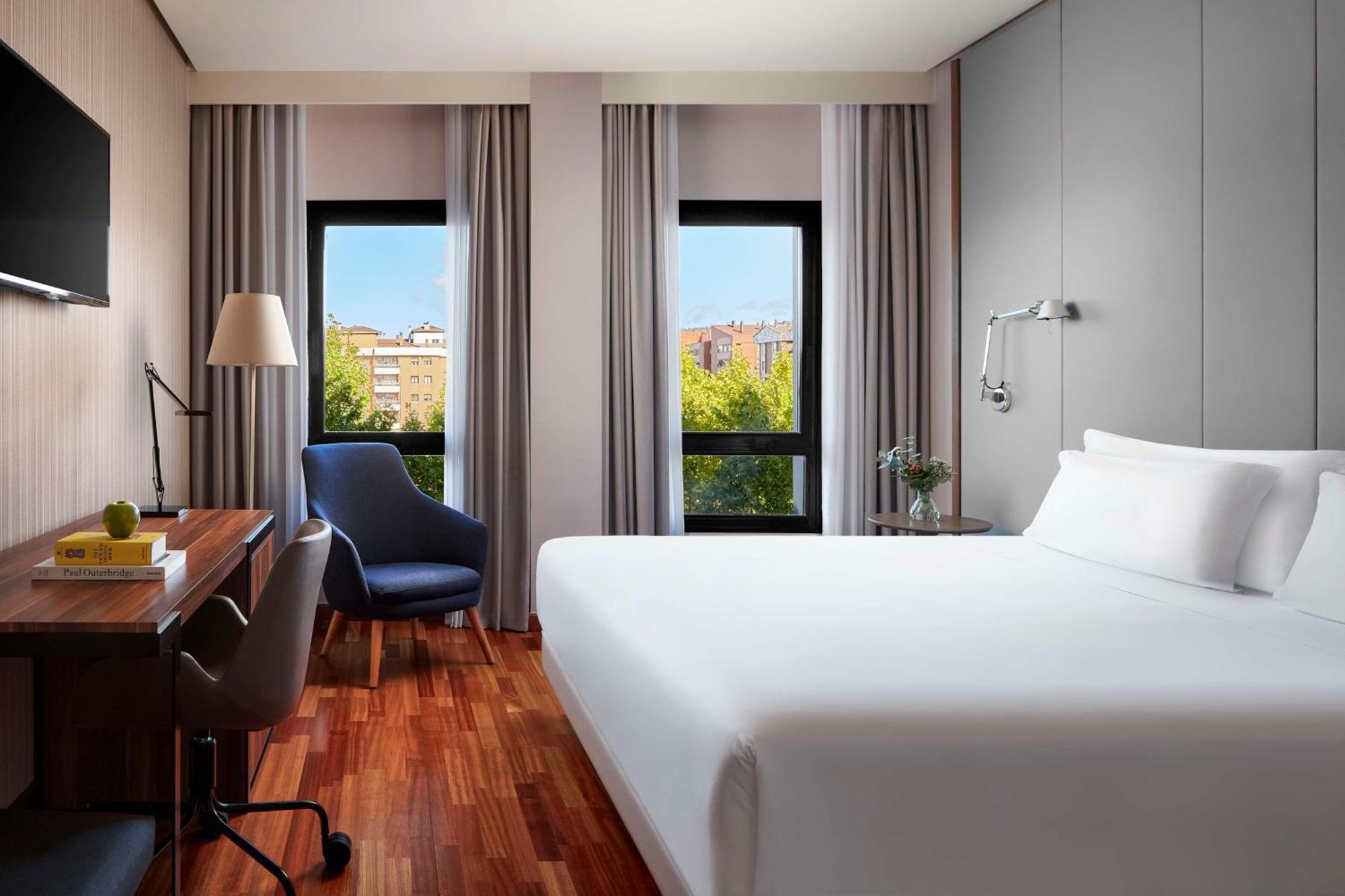 Standard Double or Twin Room,1729990738:JPEG