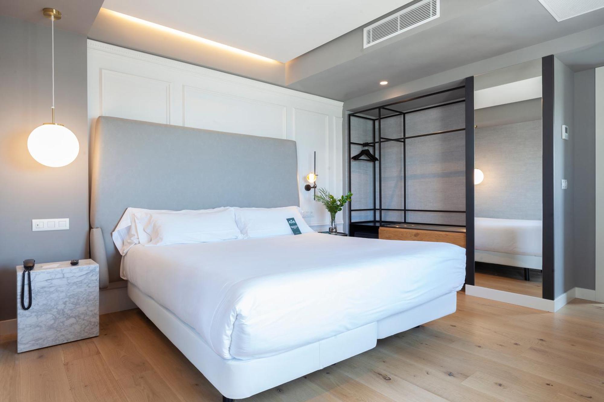 Suite with Sea View,1627202956:JPEG