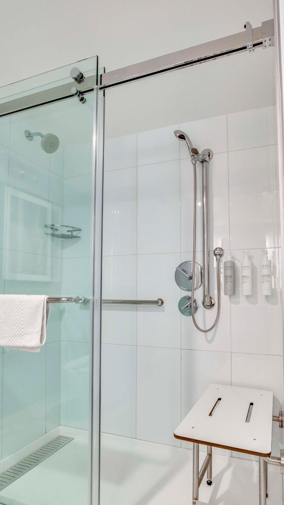 King Suite with Roll-In Shower - Mobility/Hearing Accessible - Non-Smoking