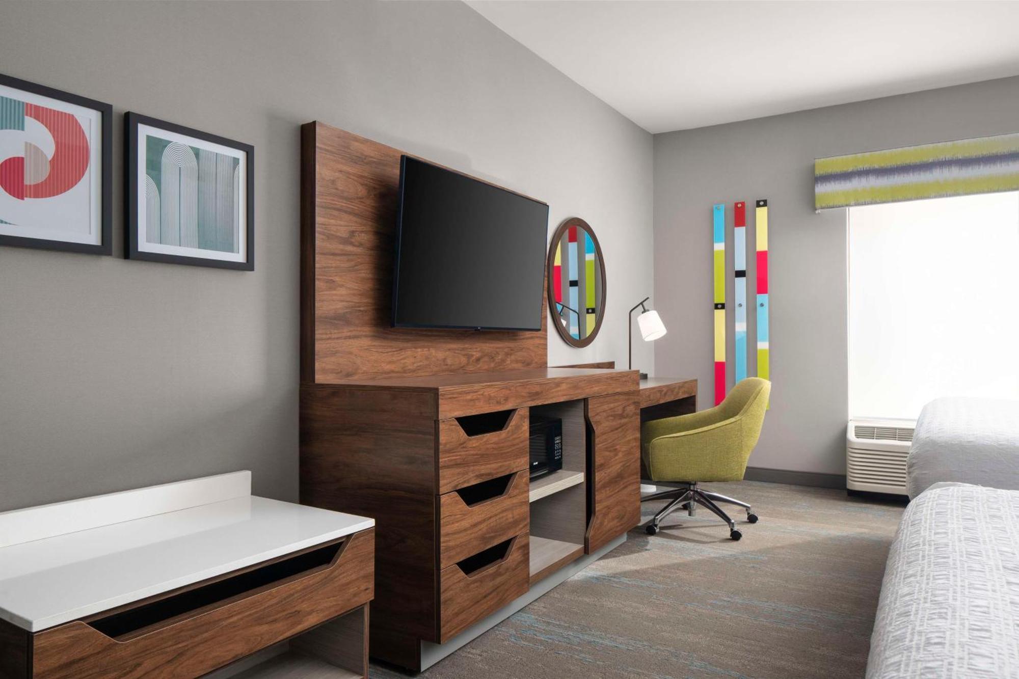 Queen Room with Two Queen Beds - Hearing Access/Non-Smoking