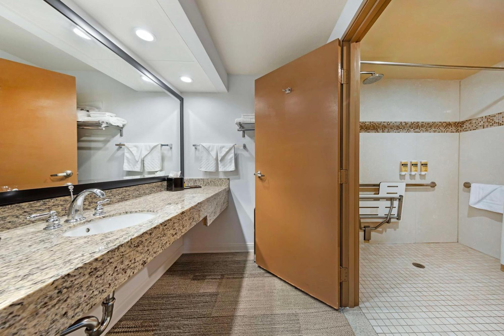 Queen Room with Two Queen Beds and Roll-In Shower - Disability/Non-Smoking,1631561778:JPEG