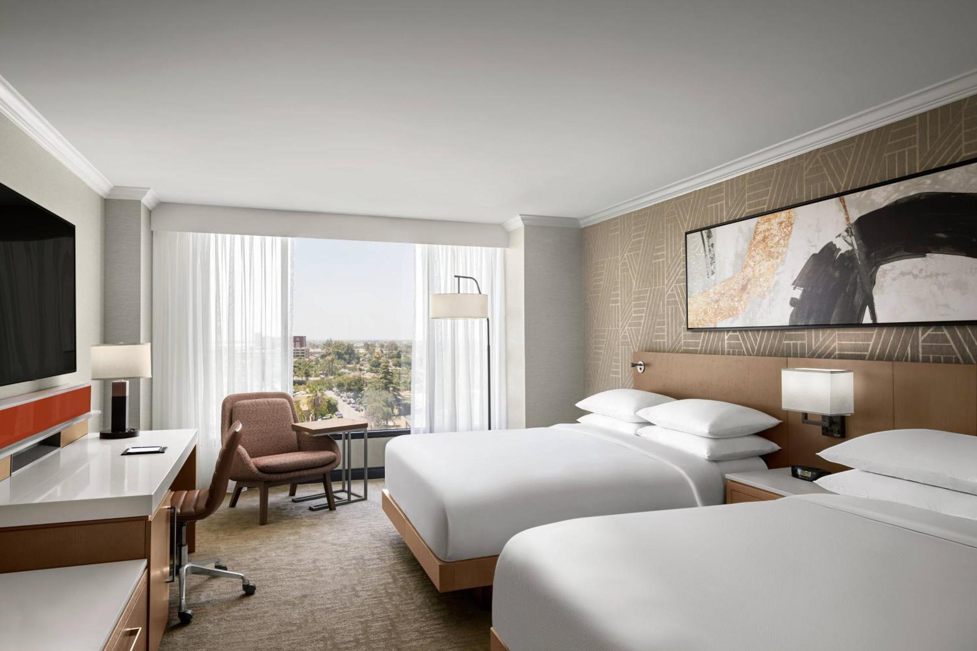 Executive Queen Room with Two Queen Beds - High Floor