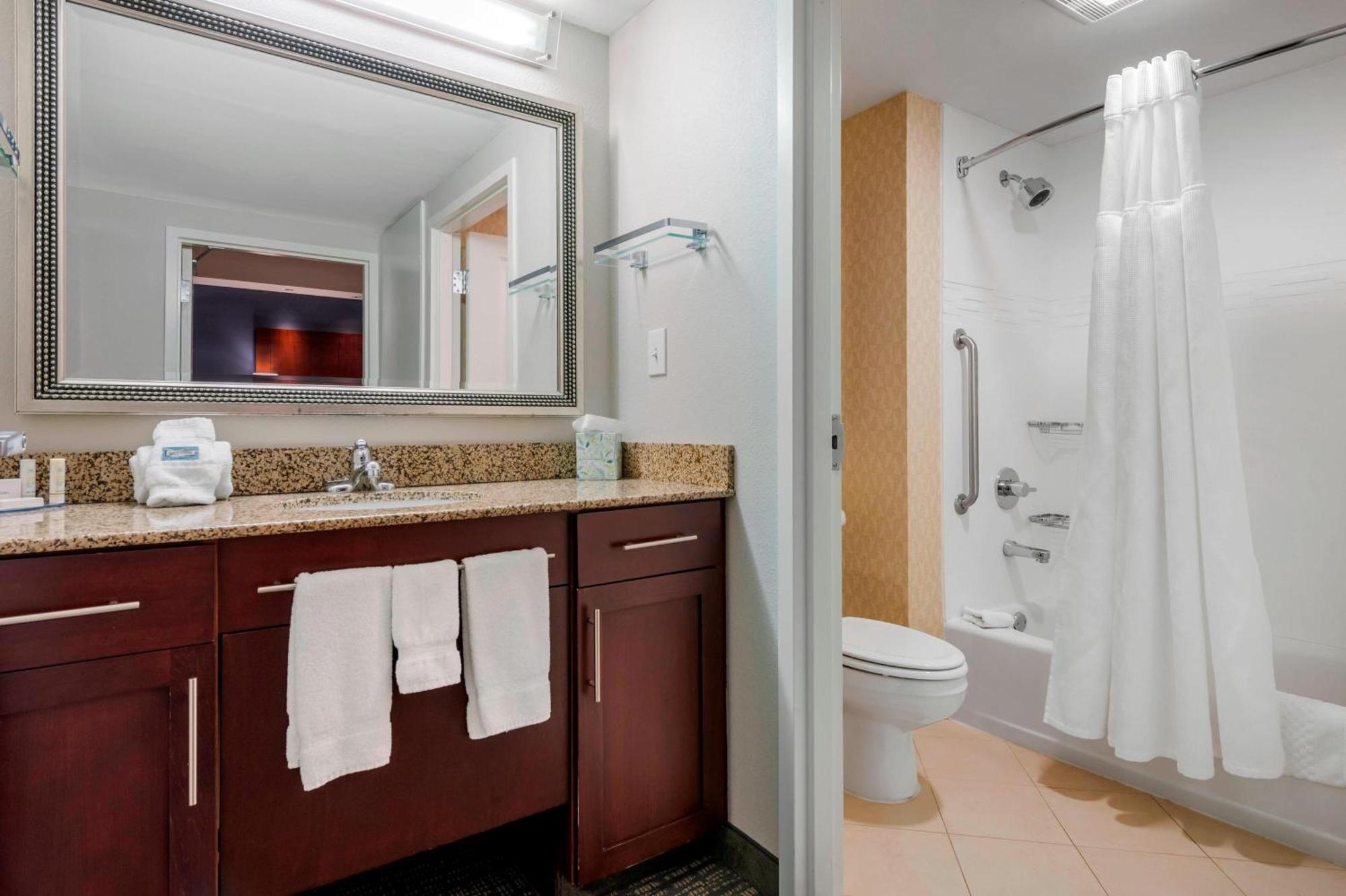 Two-Bedroom King Suite