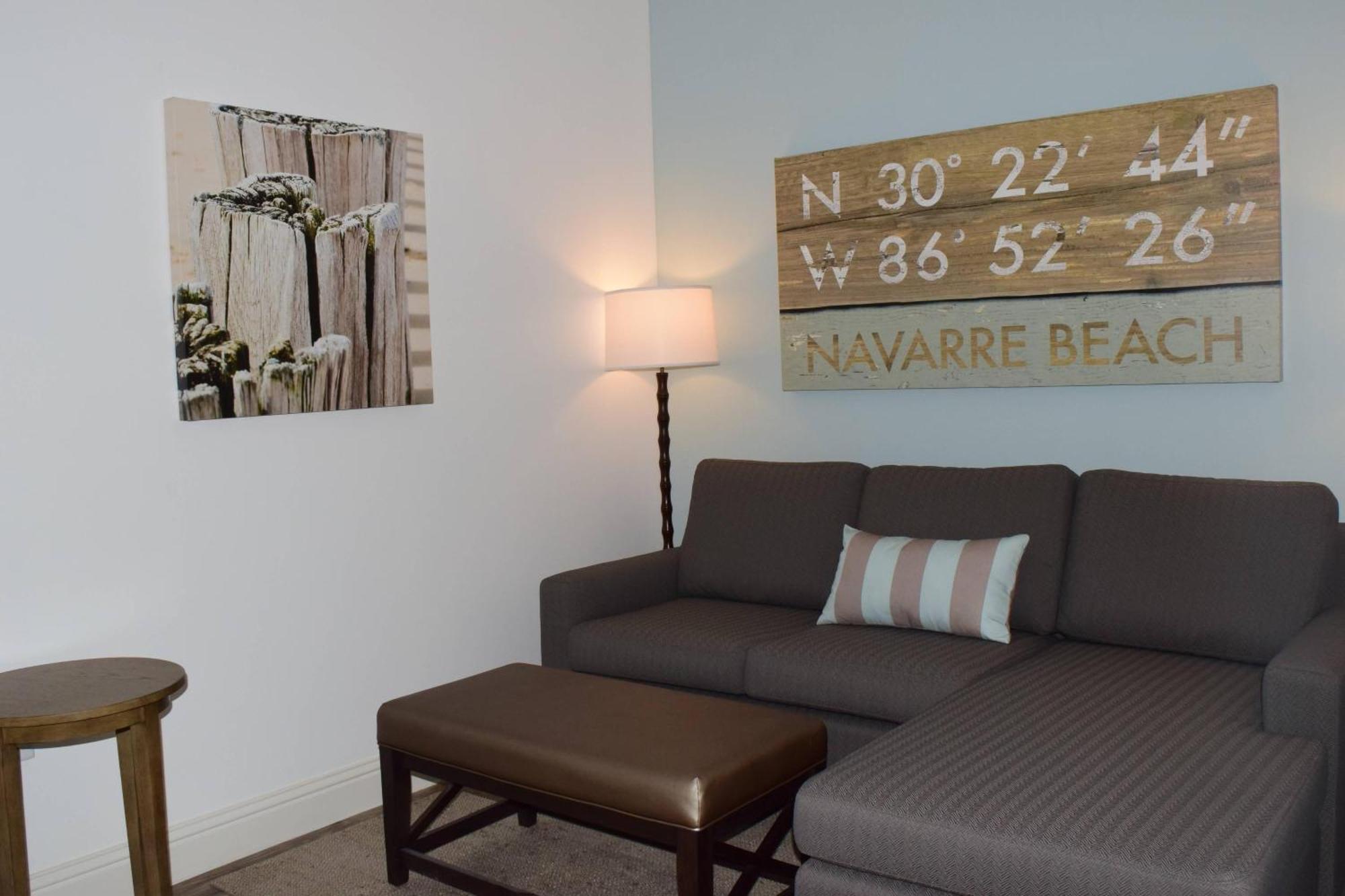 King Suite with Sofa Bed - Island View