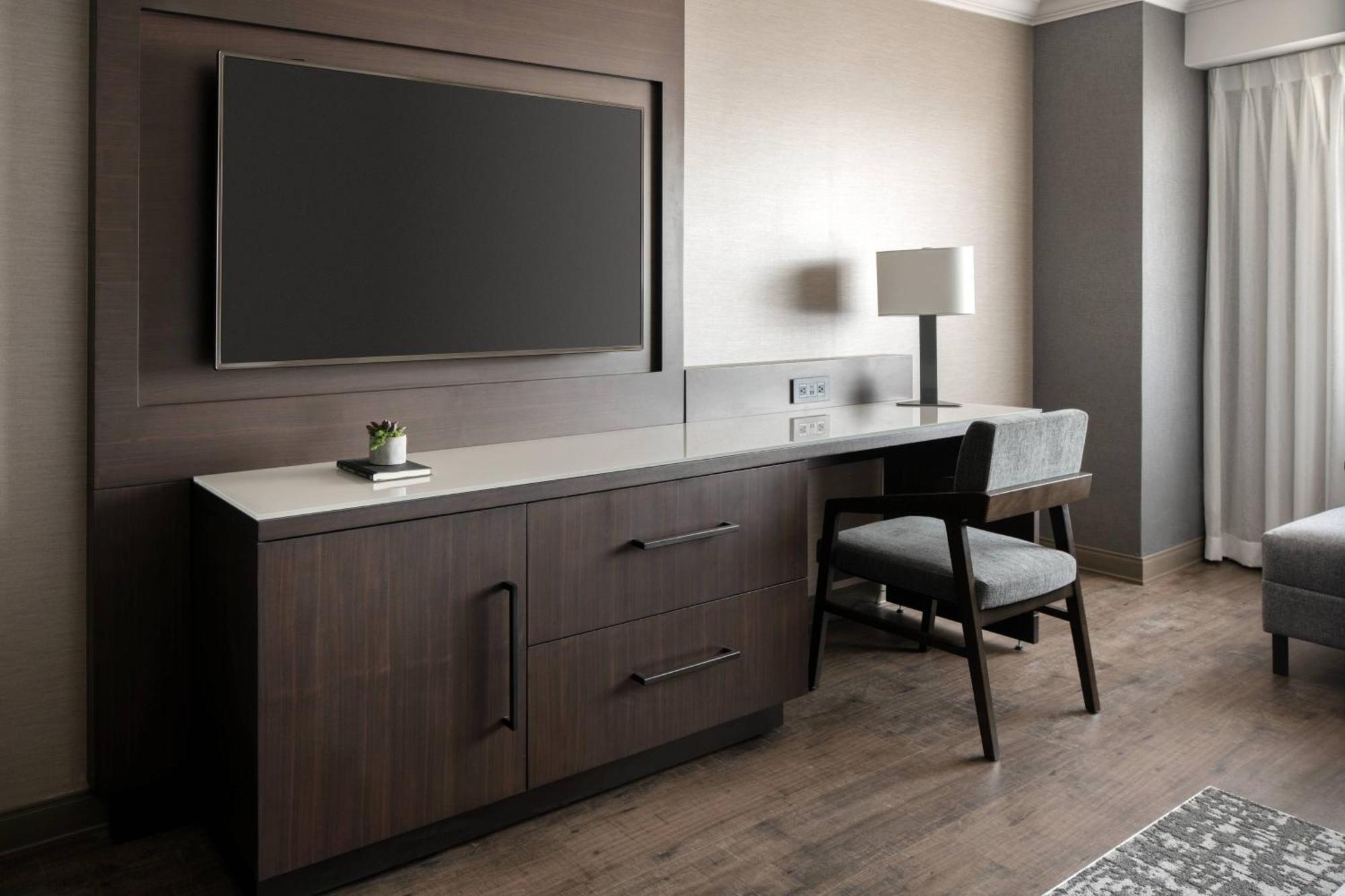 King Room with City View