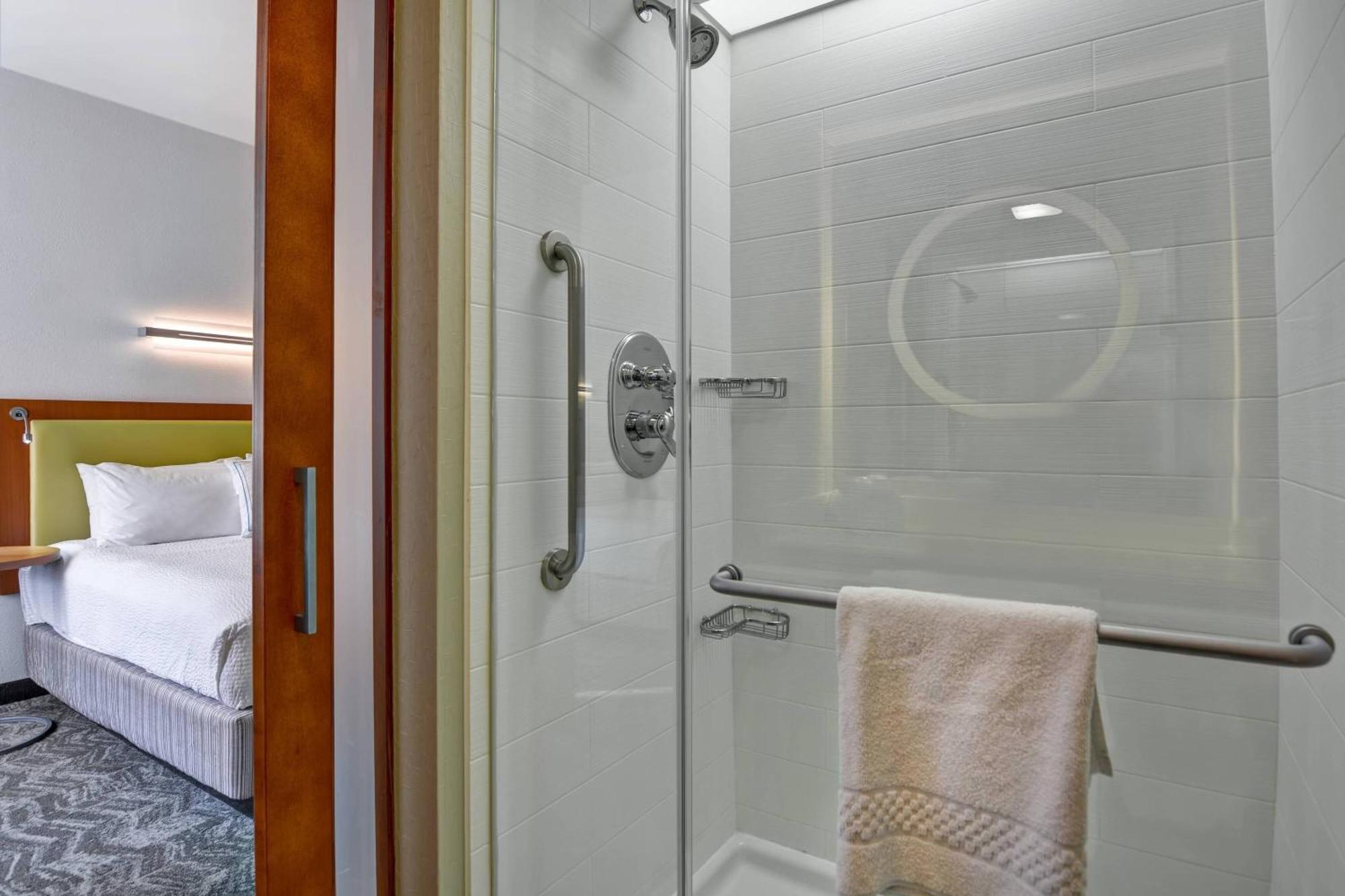 King Suite Roll Shower Trundle Sofa Mobility Access or Hearing Accessible,1634434139:JPEG