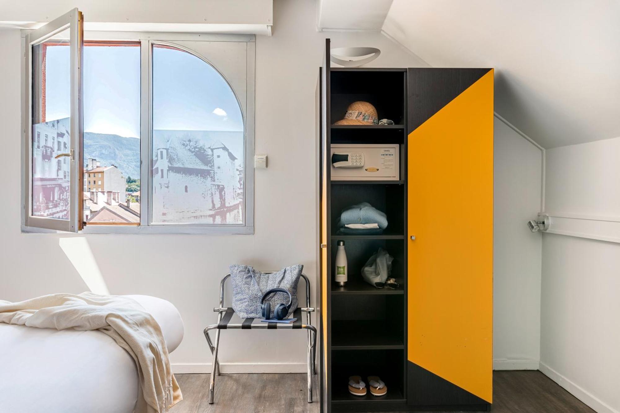 Deux Chambres Doubles Adjacentes (Non Communicantes)