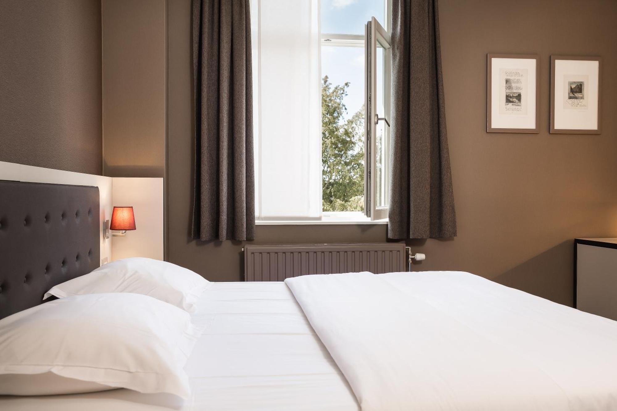 Petite Chambre Double avec Vue sur la Ville