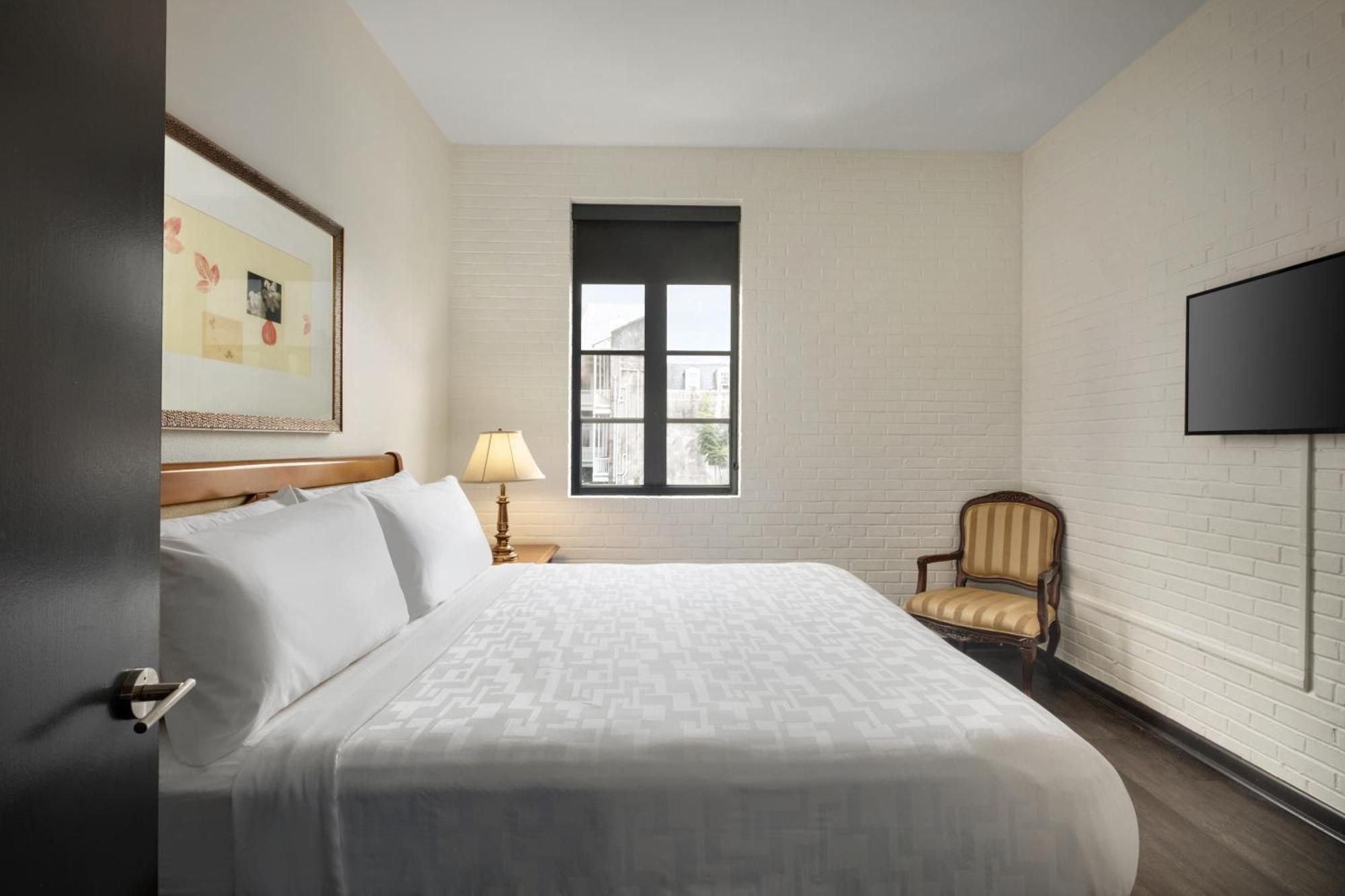 One-Bedroom Suite,1639550617:JPEG