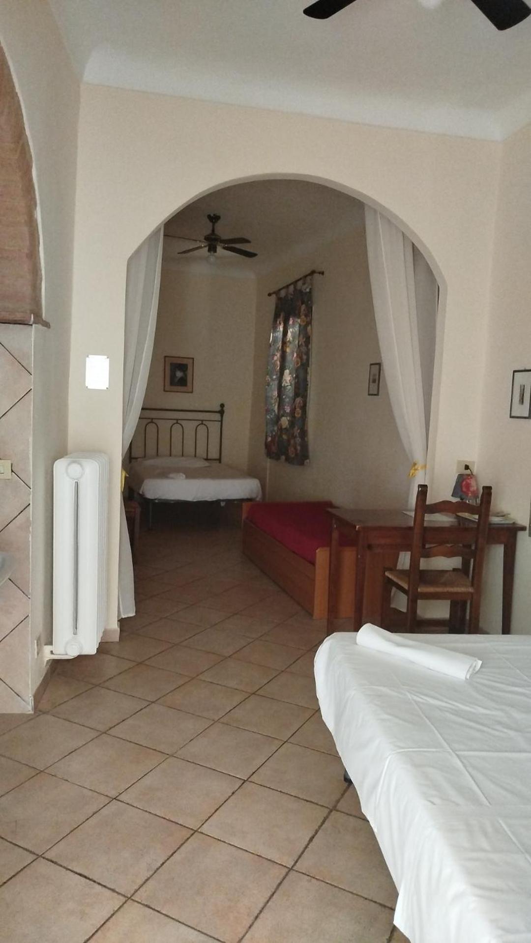 Double or Twin Room with Shared Bathroom