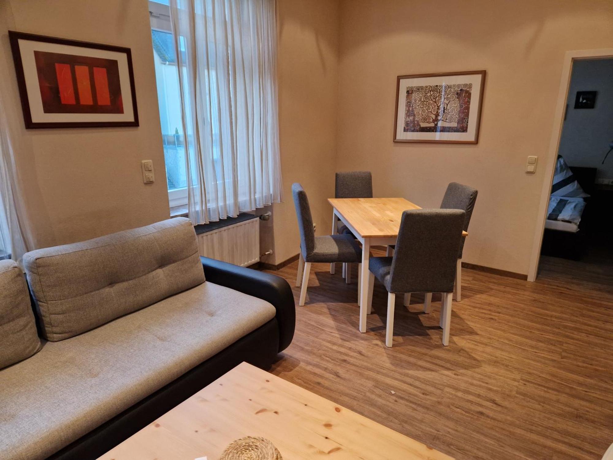 One-Bedroom Apartment,1642308130:JPEG