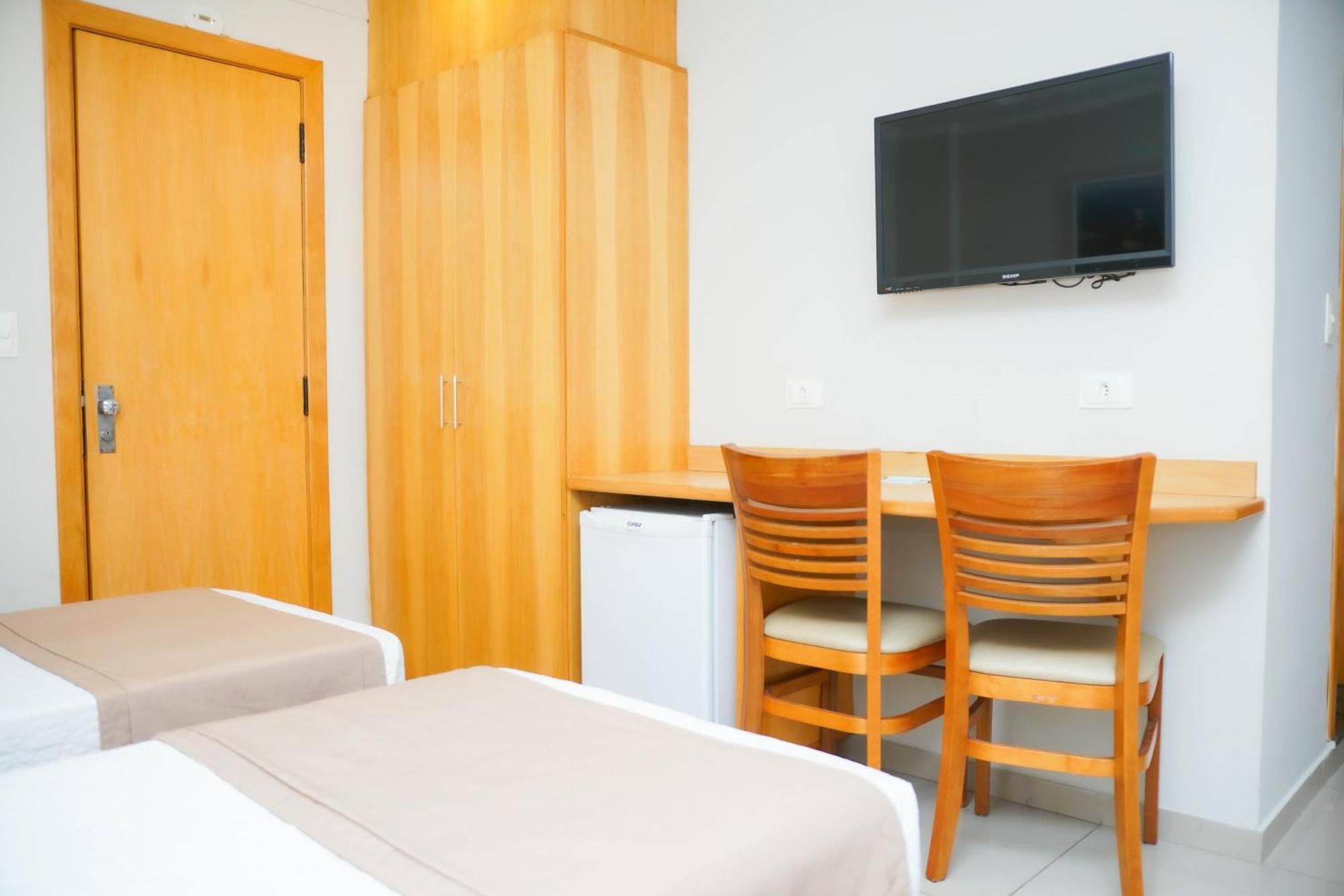 Quarto Twin