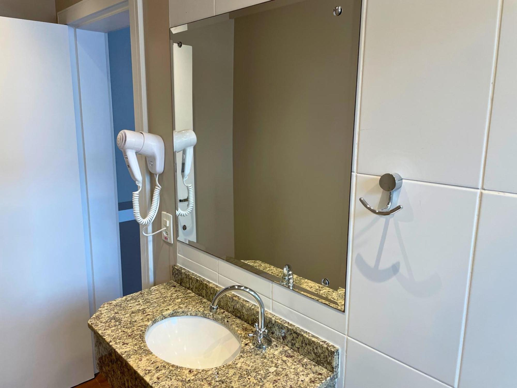 Quarto Standard com 2 Camas de Solteiro