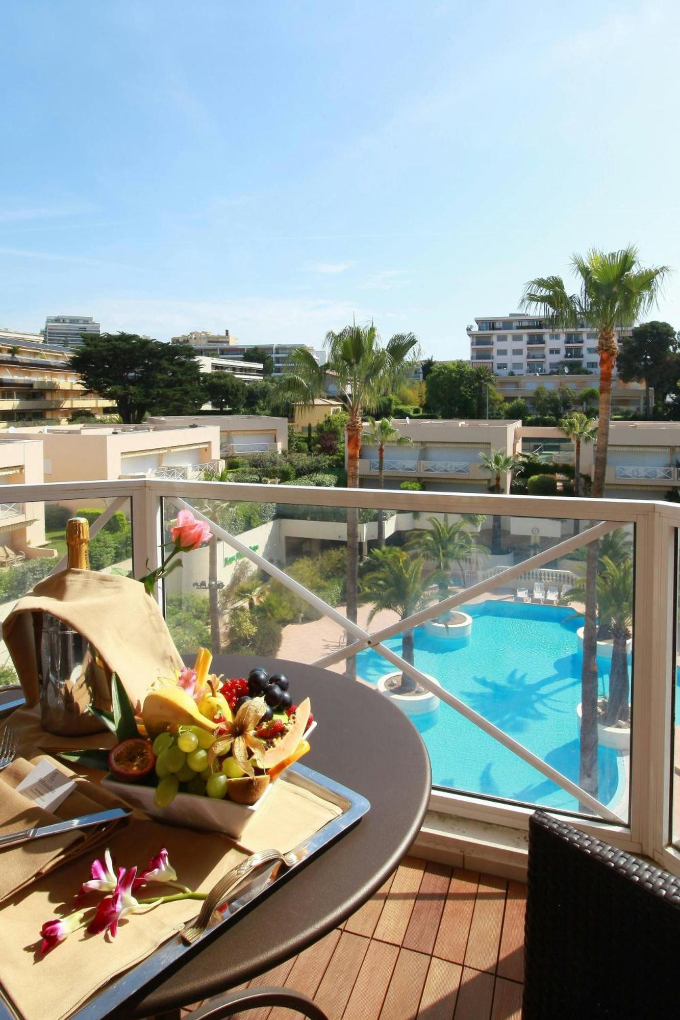 Double Room Pool View Balcony,1643134562:JPEG