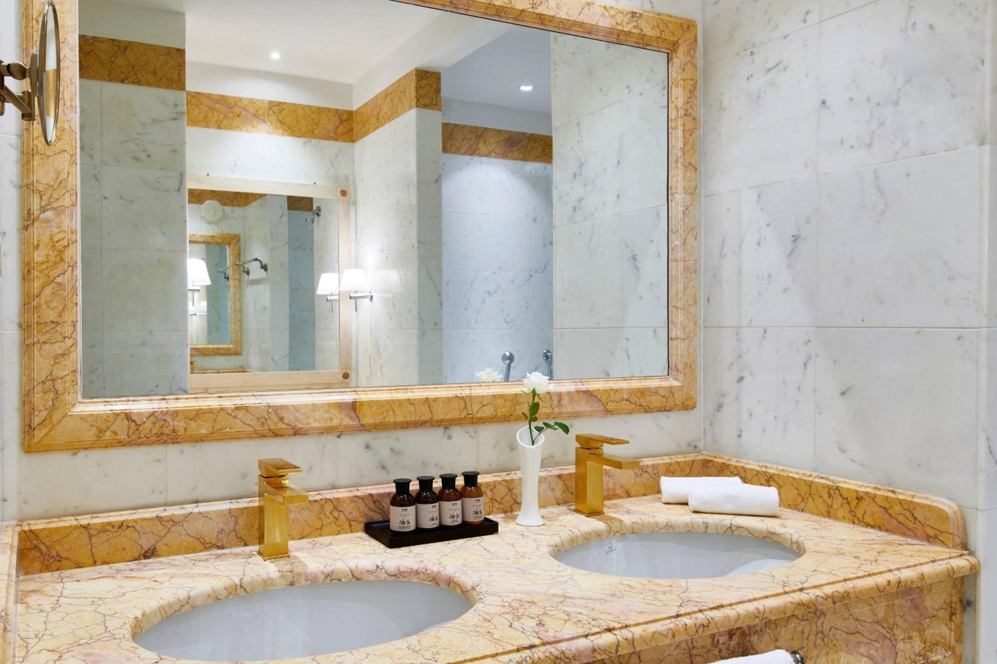 Junior Suite King con Vista Montagna