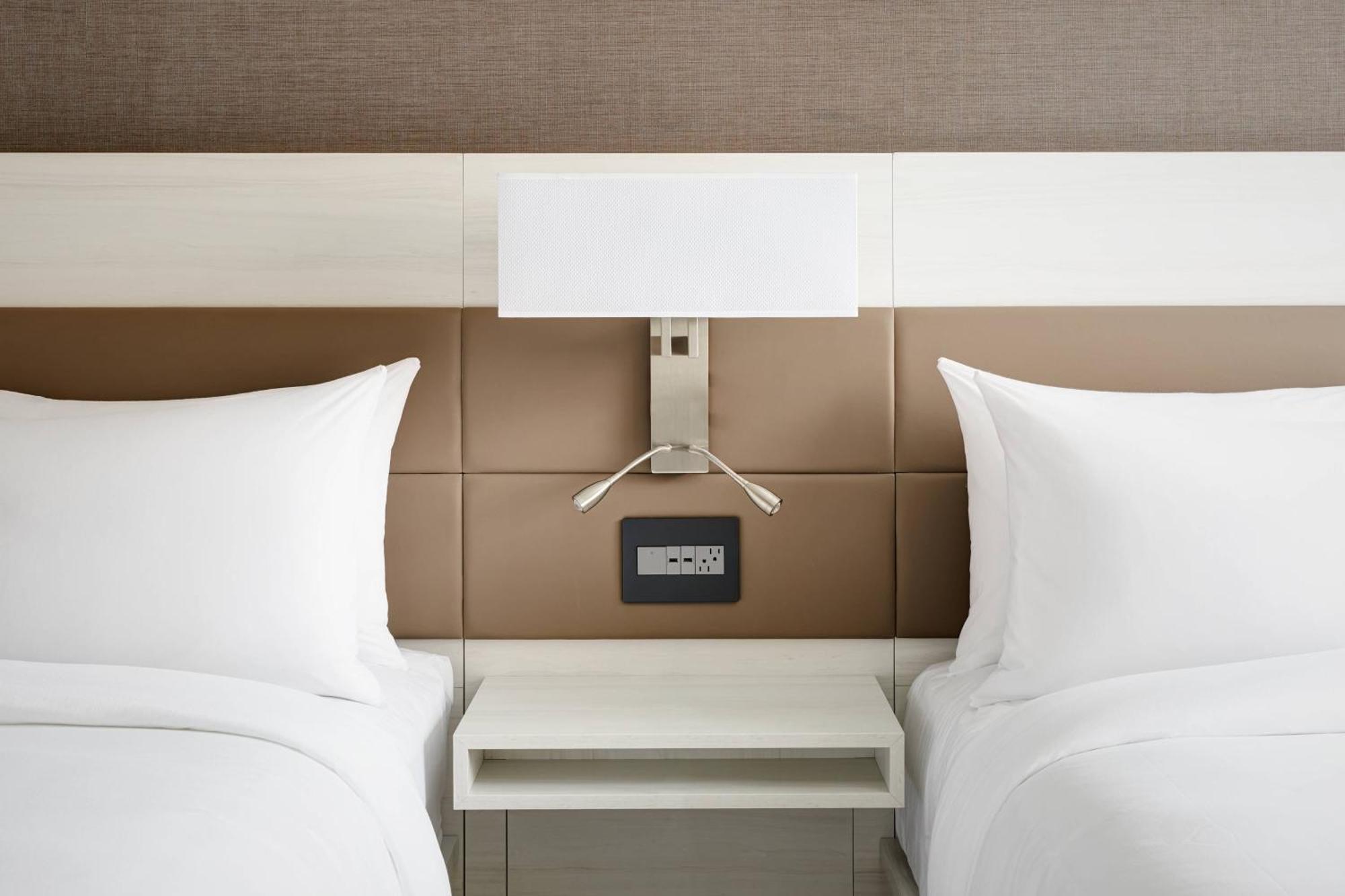 Quarto Queen com 2 Camas Queen-size