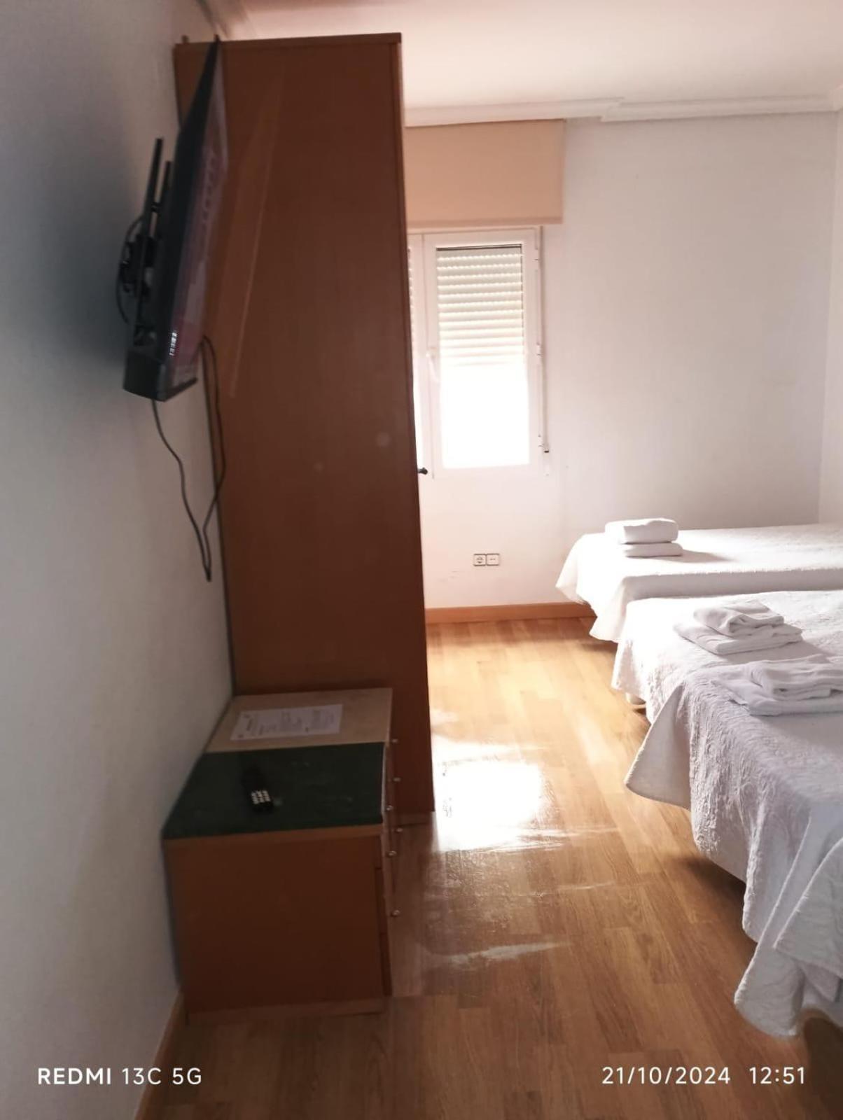 Triple Room,1643762341:JPEG